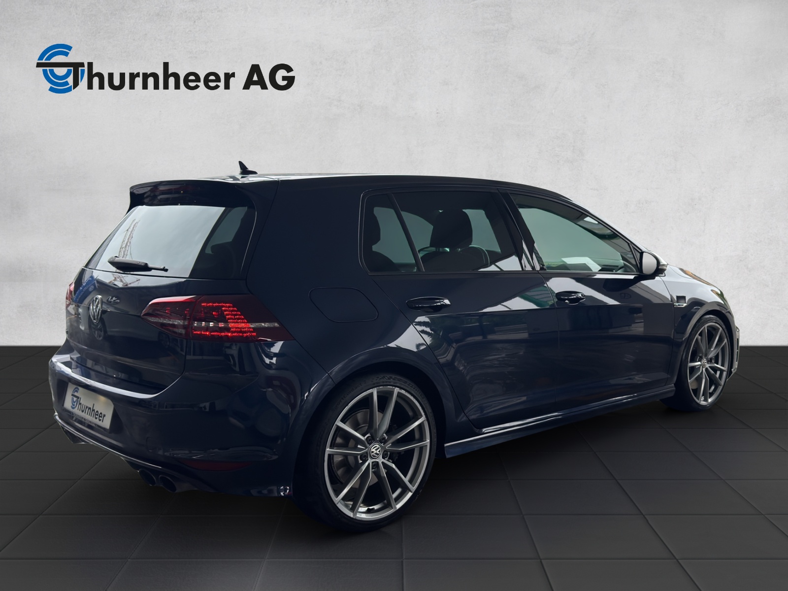 VW Golf 2.0 TSI R 4Motion DSG-image-5
