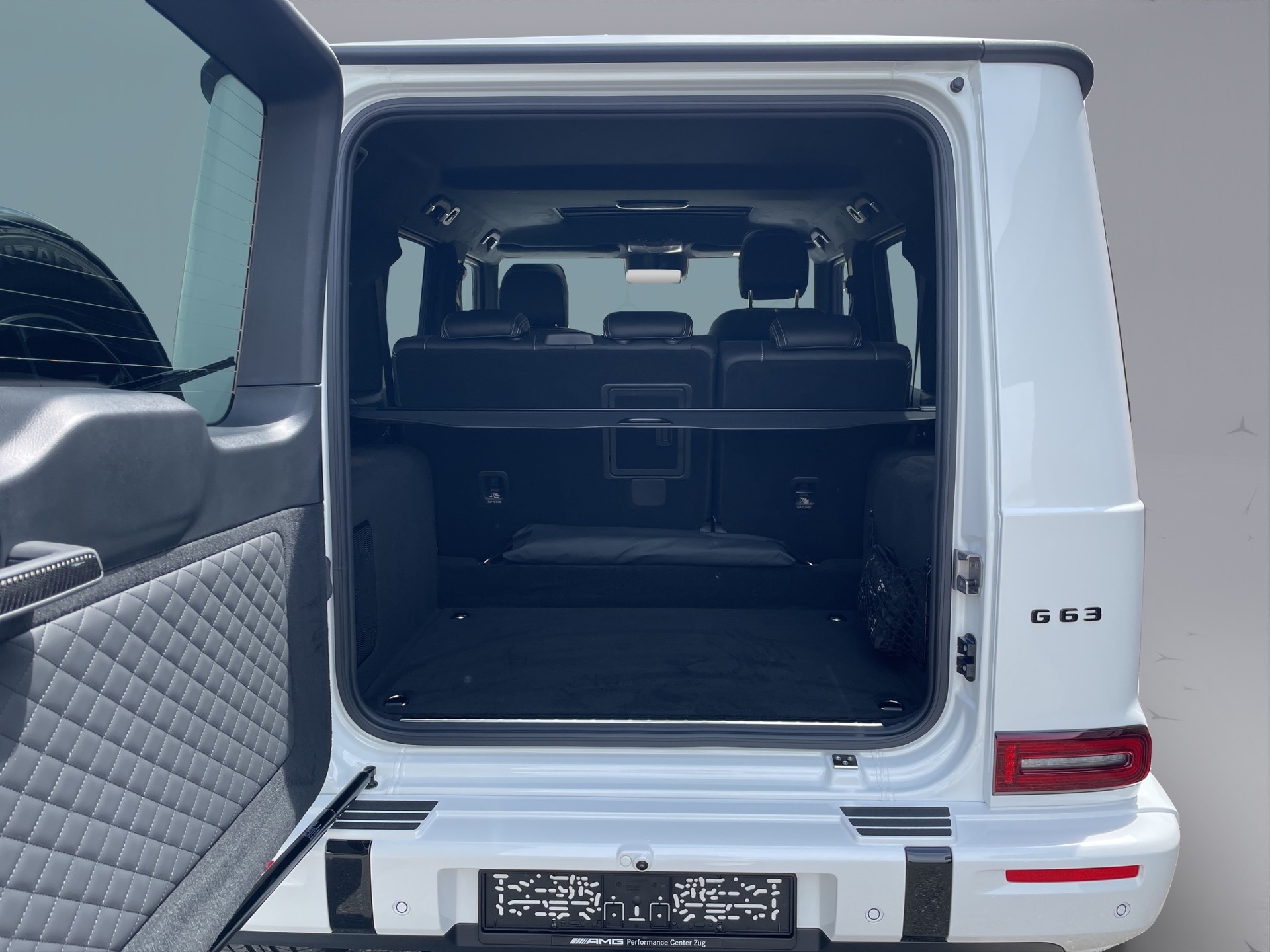 MERCEDES-BENZ G 63 AMG-image-22