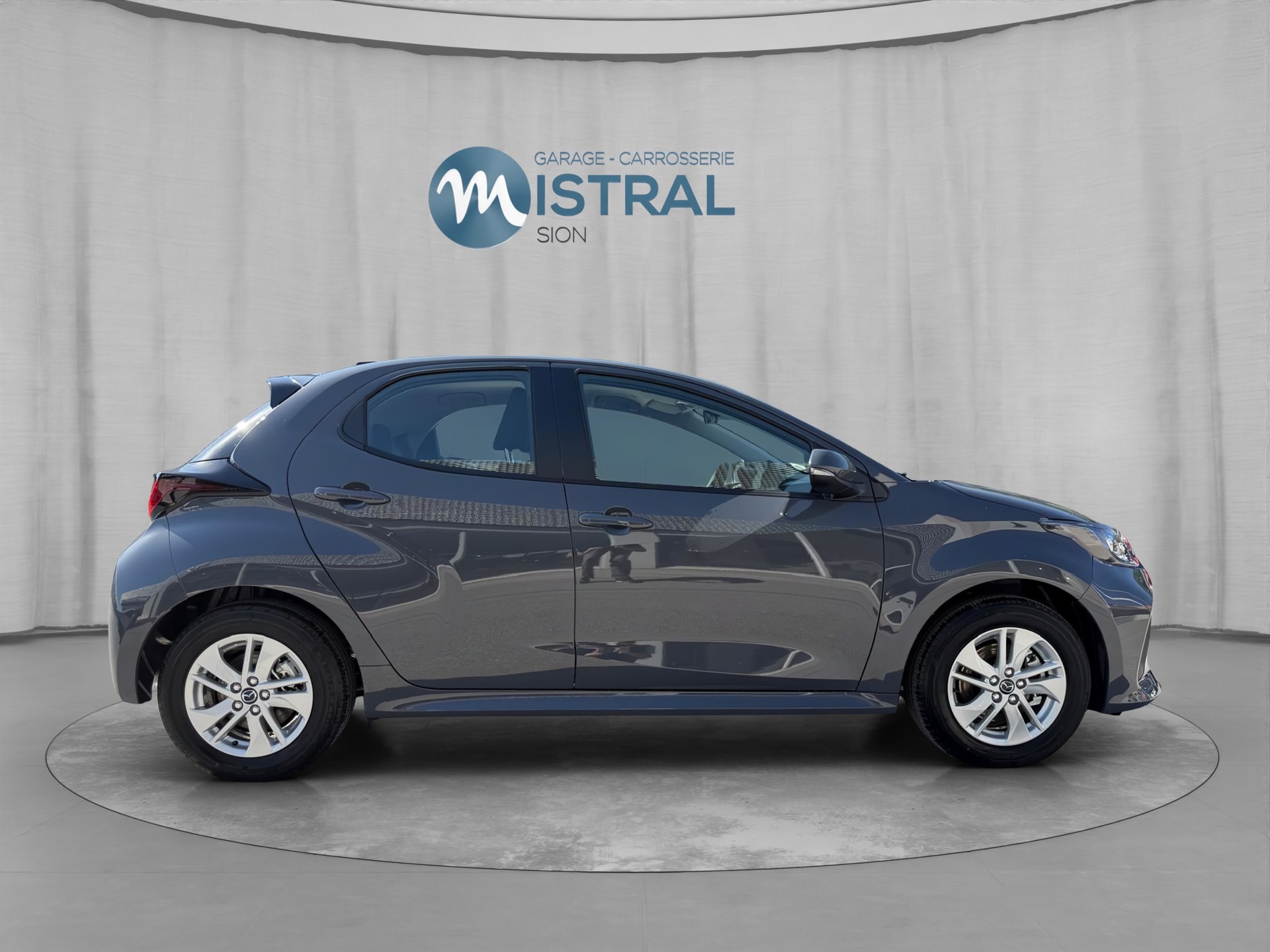 MAZDA 2 Hybrid Centre-Line-image-5