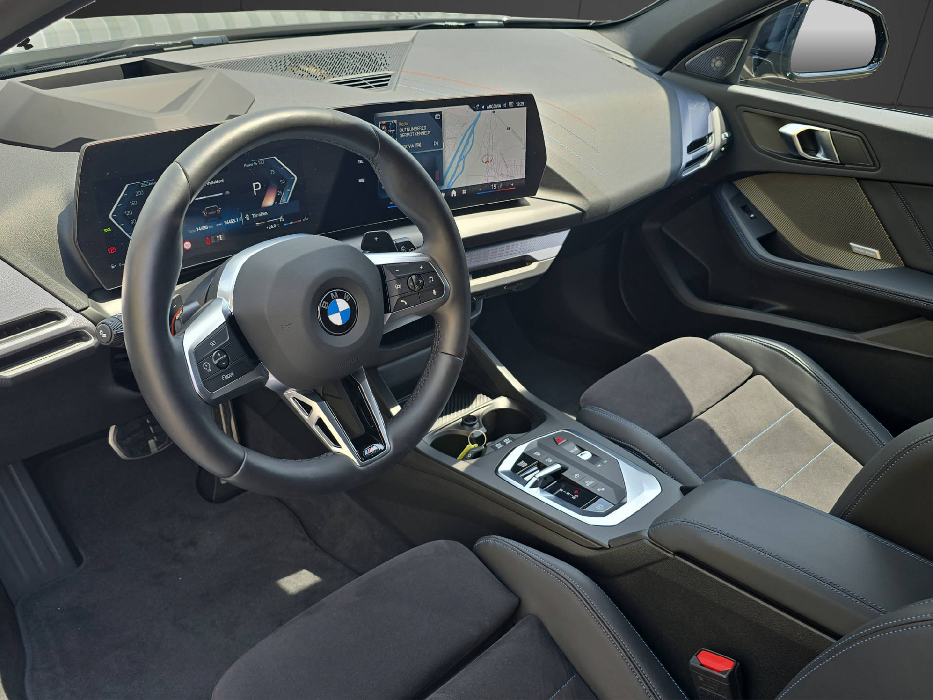 BMW 120i M Sport ** 5 Jahre GARANTIE // Anhängerkupplung **-image-7