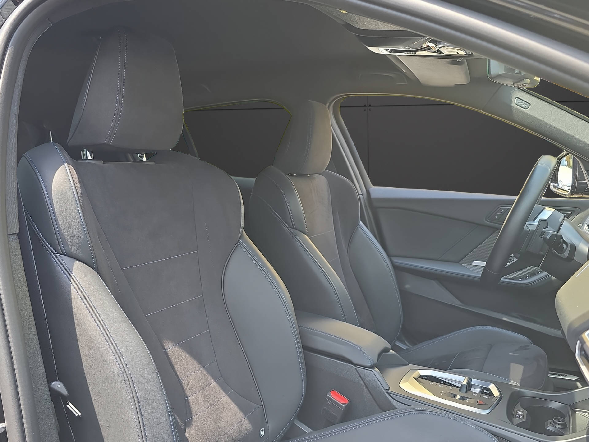 BMW 120i M Sport ** 5 Jahre GARANTIE // Anhängerkupplung **-image-9