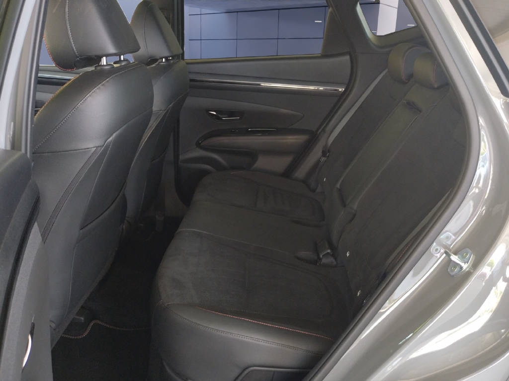 HYUNDAI TUCSON 1.6 T-GDi Hybrid N-Line 4WD-image-10