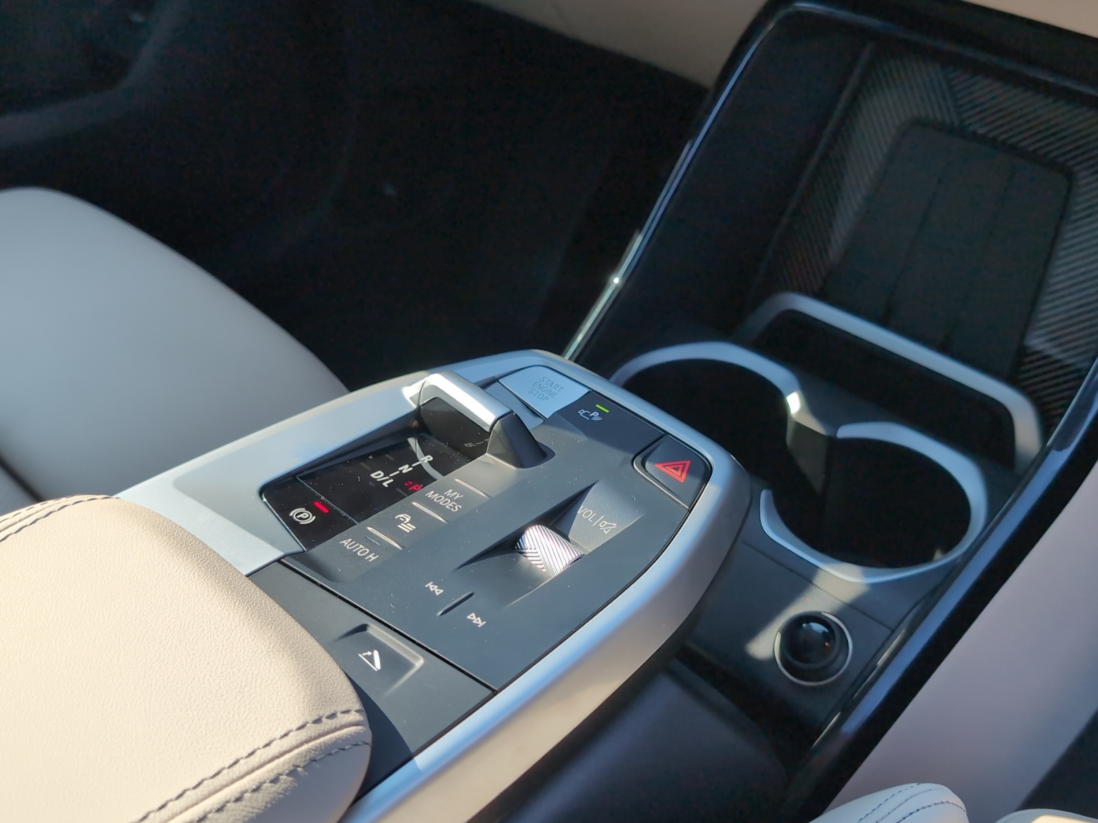 BMW X1 xDrive 20d 48V xLine-image-17