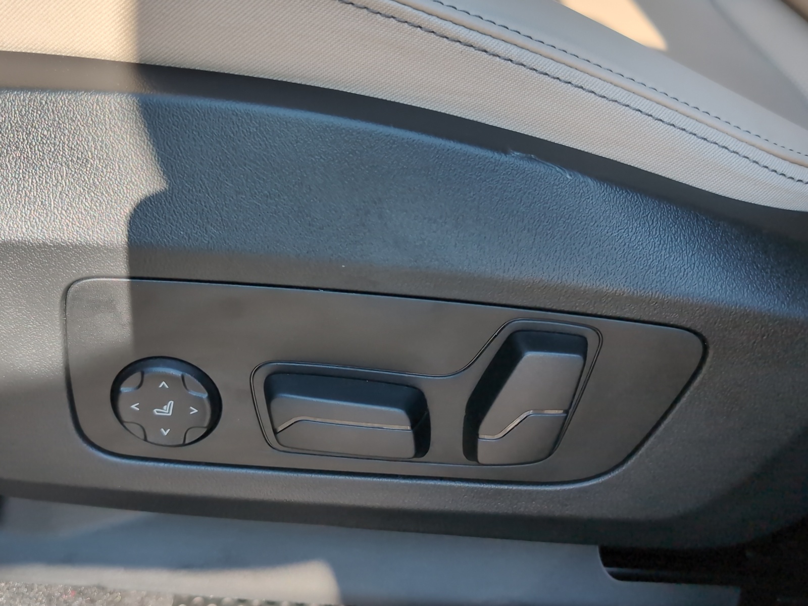 BMW X1 xDrive 20d 48V xLine-image-19