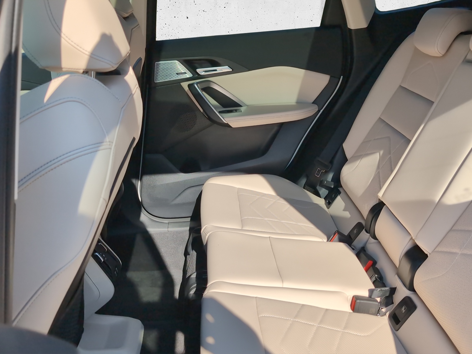 BMW X1 xDrive 20d 48V xLine-image-13