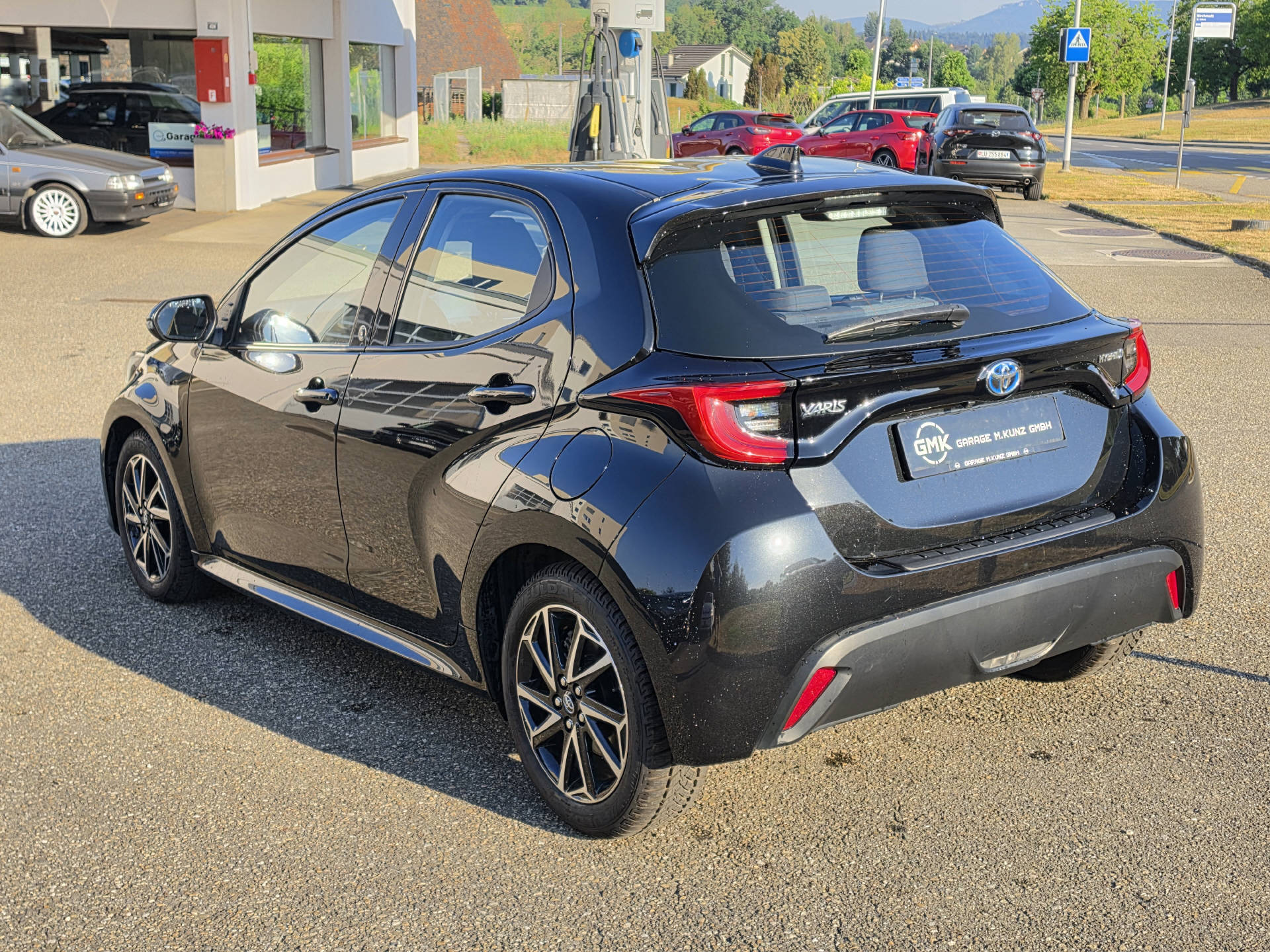 TOYOTA Yaris 1.5 VVT-i HSD Trend-image-2
