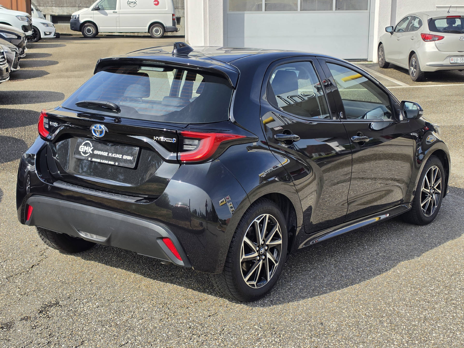 TOYOTA Yaris 1.5 VVT-i HSD Trend-image-4