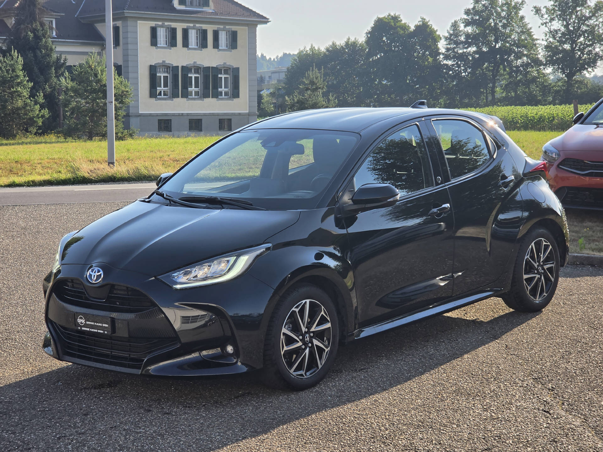 TOYOTA Yaris 1.5 VVT-i HSD Trend-image-0