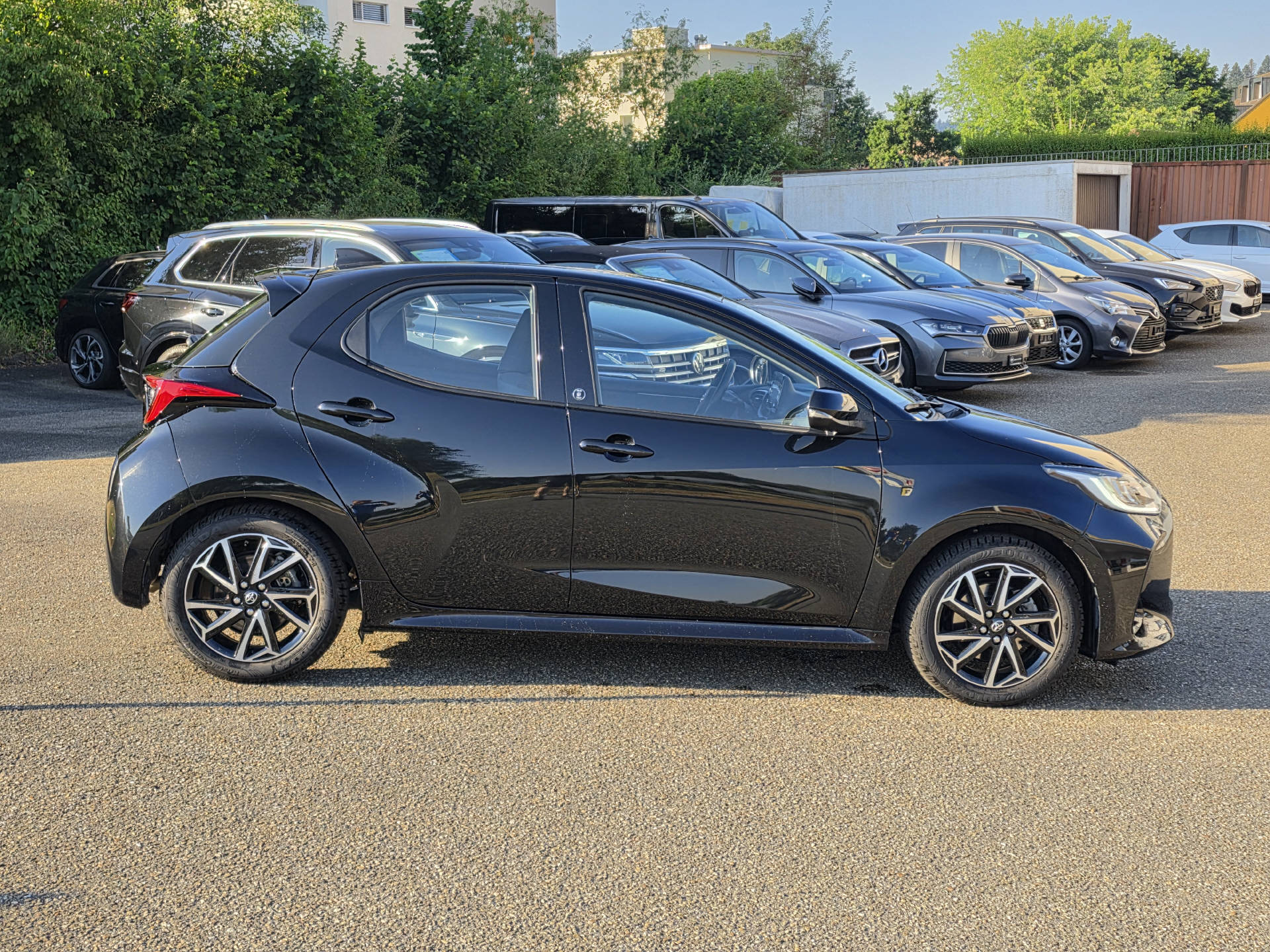 TOYOTA Yaris 1.5 VVT-i HSD Trend-image-5