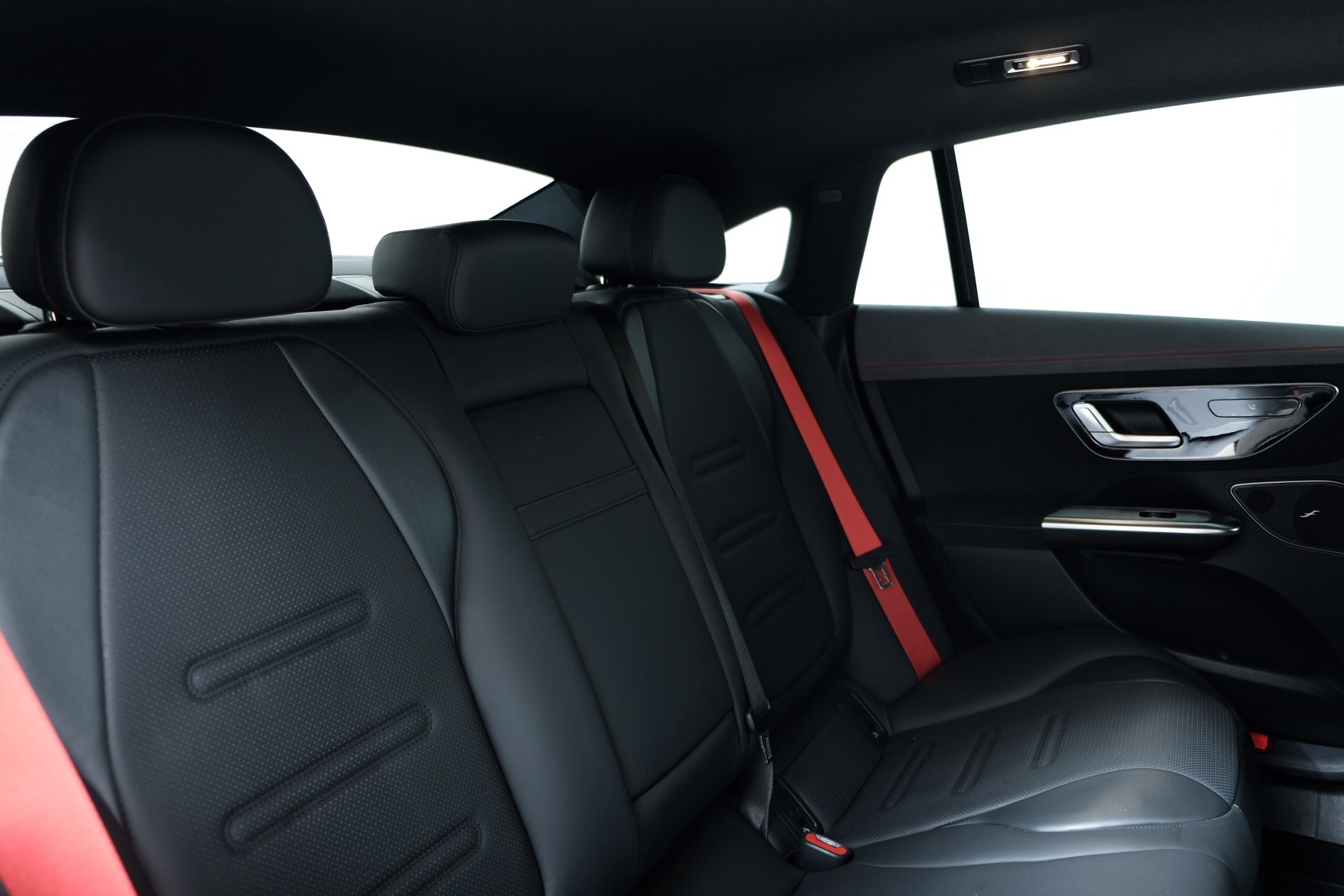 MERCEDES-BENZ EQE 53 AMG 4 Matic+-image-11
