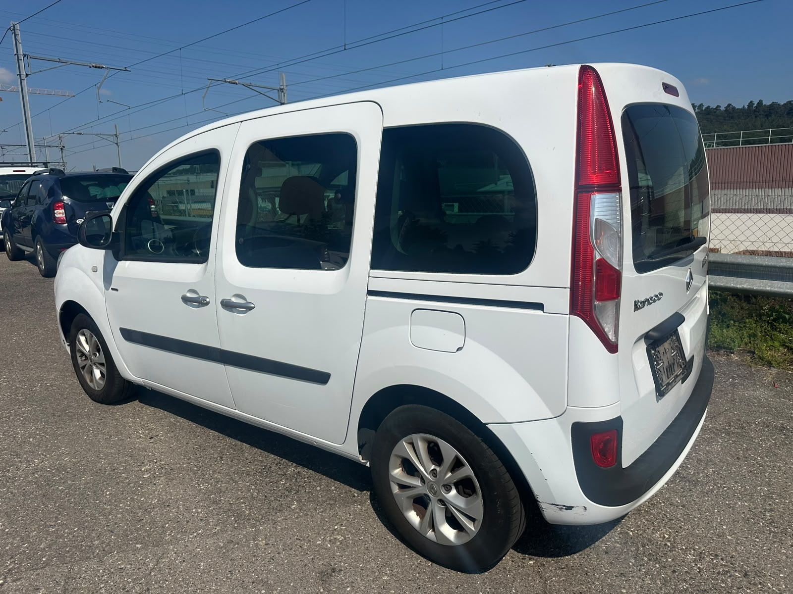 RENAULT Kangoo 1.5 dCi Expression-image-3