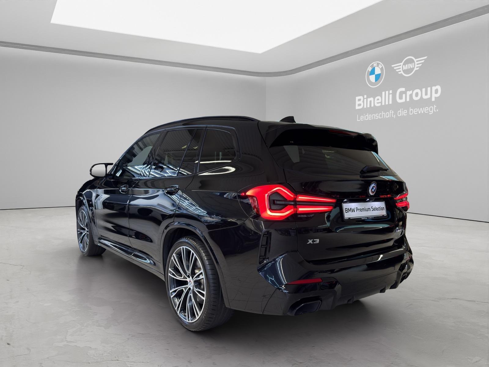 BMW X3 M40i-showroom-element-2