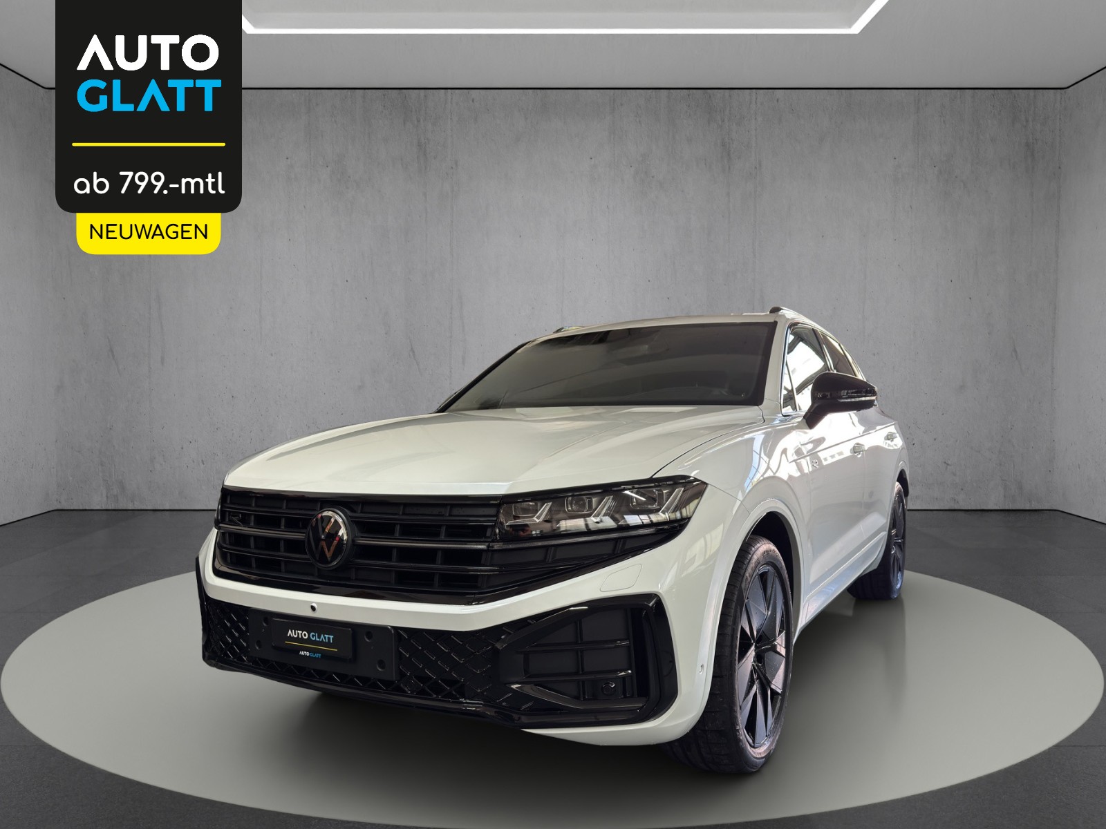 VW Touareg 3.0 TDI R-Line "Lederpaket-Puglia-AHK-Pano-Luftfederung"-image-0