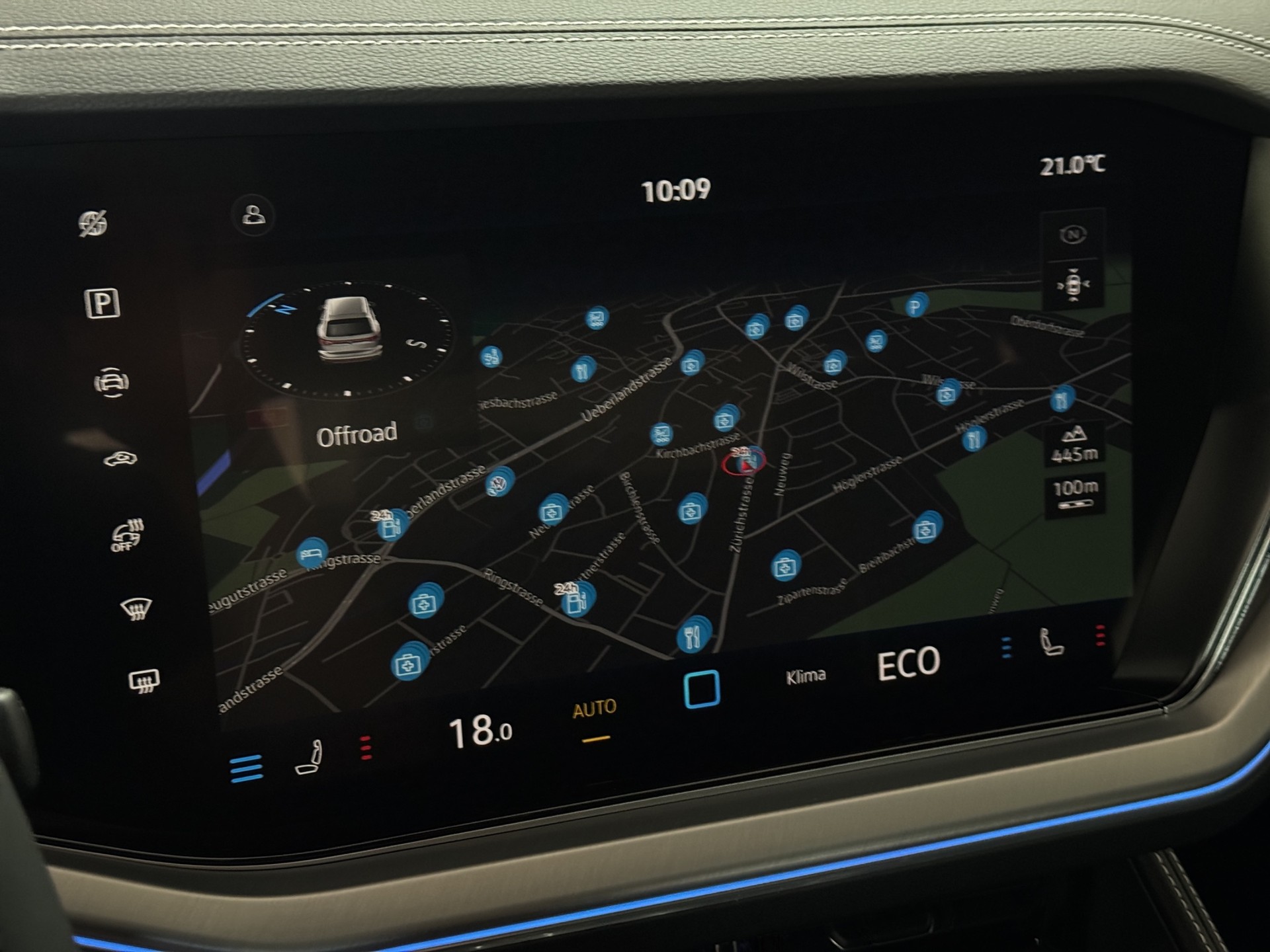 VW Touareg 3.0 TDI R-Line "Lederpaket-Puglia-AHK-Pano-Luftfederung"-image-20