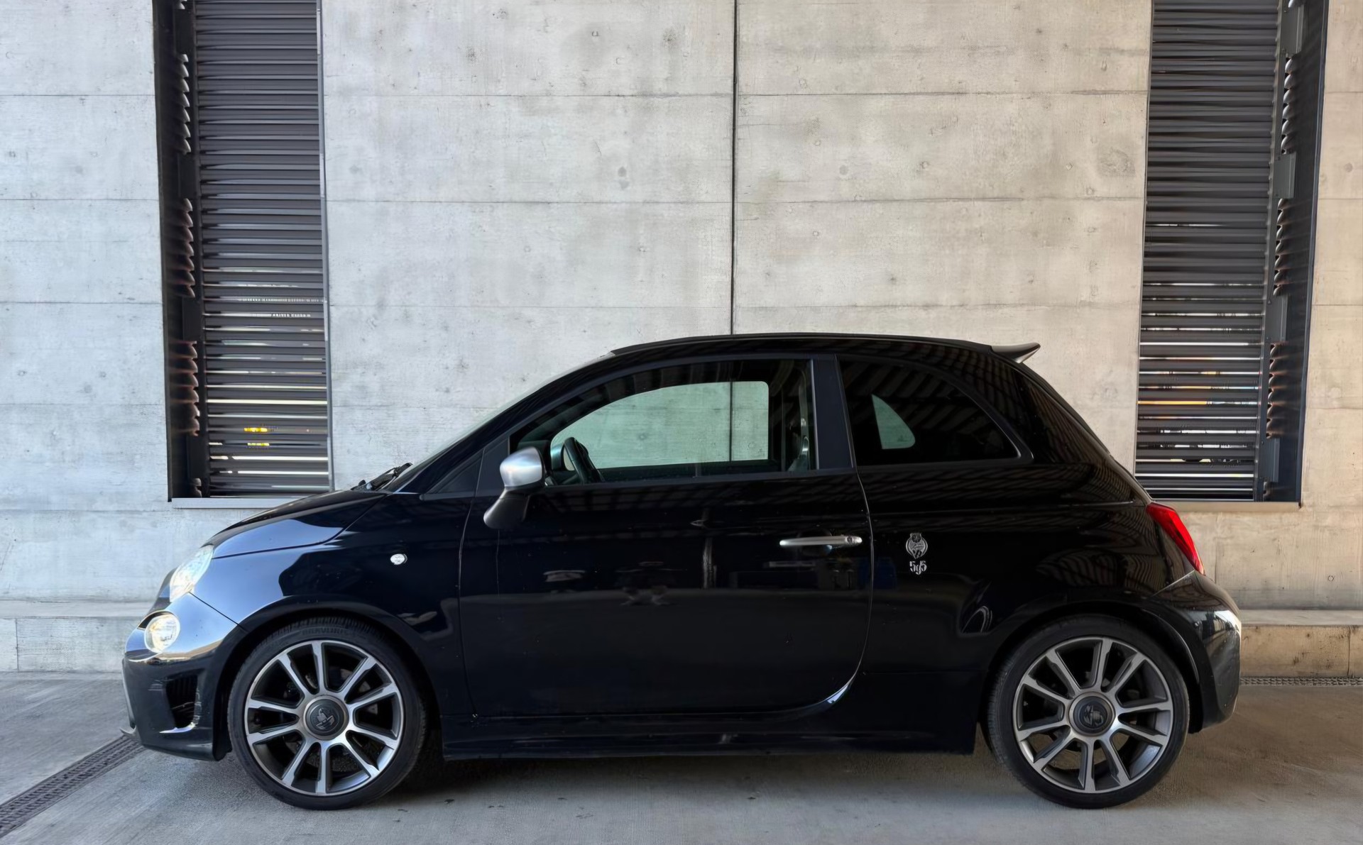 FIAT 595 1.4 16V Turbo Abarth Turismo Dualogic-image-7