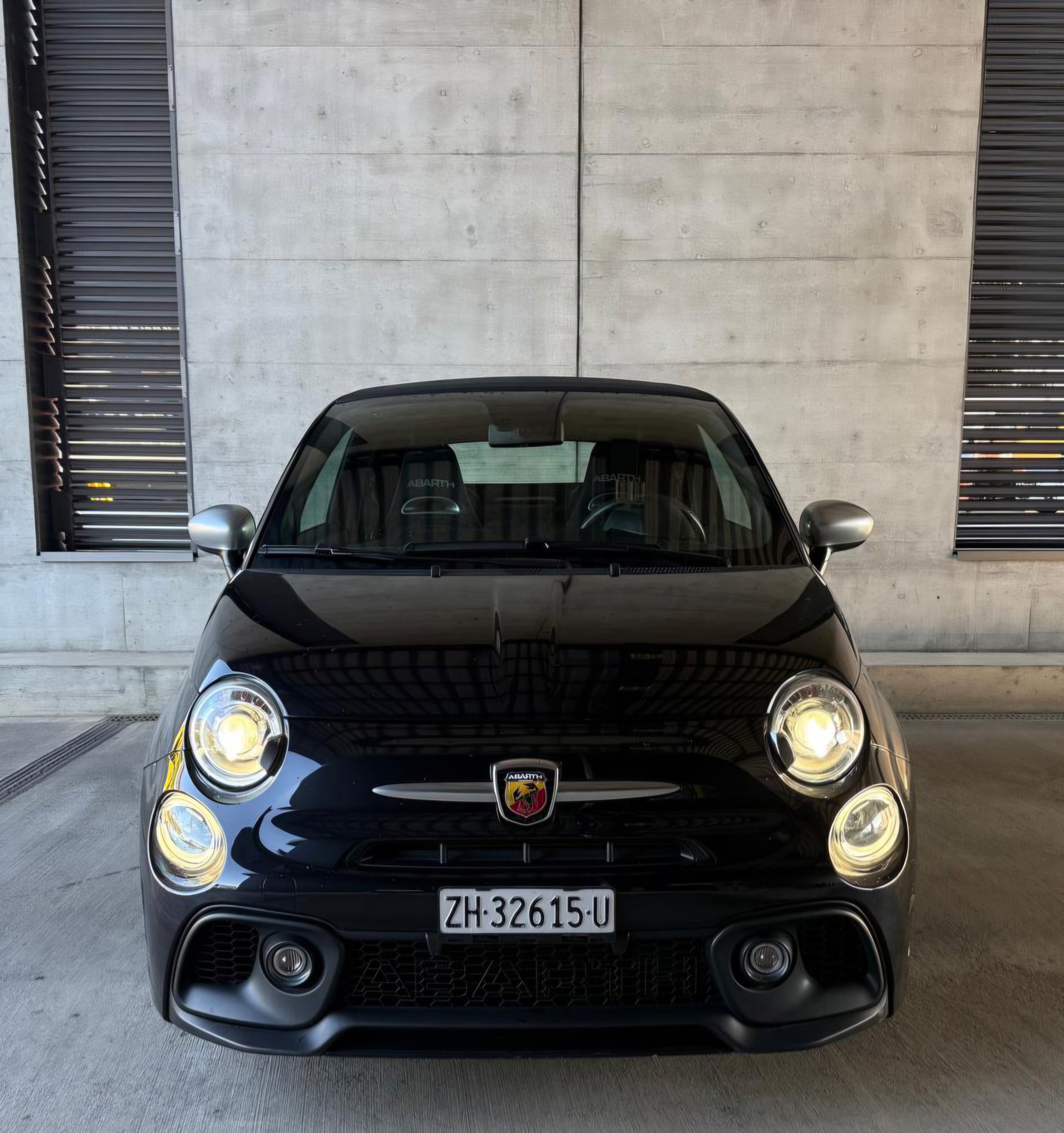 FIAT 595 1.4 16V Turbo Abarth Turismo Dualogic-image-1
