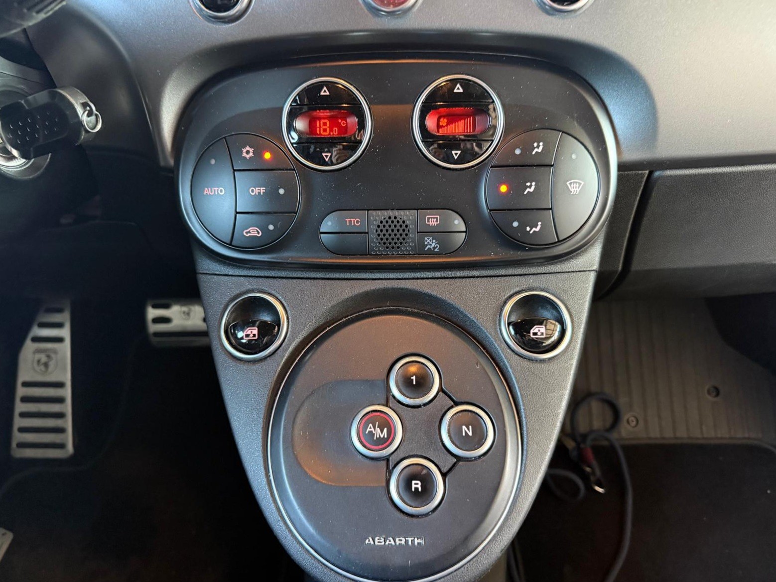 FIAT 595 1.4 16V Turbo Abarth Turismo Dualogic-image-9