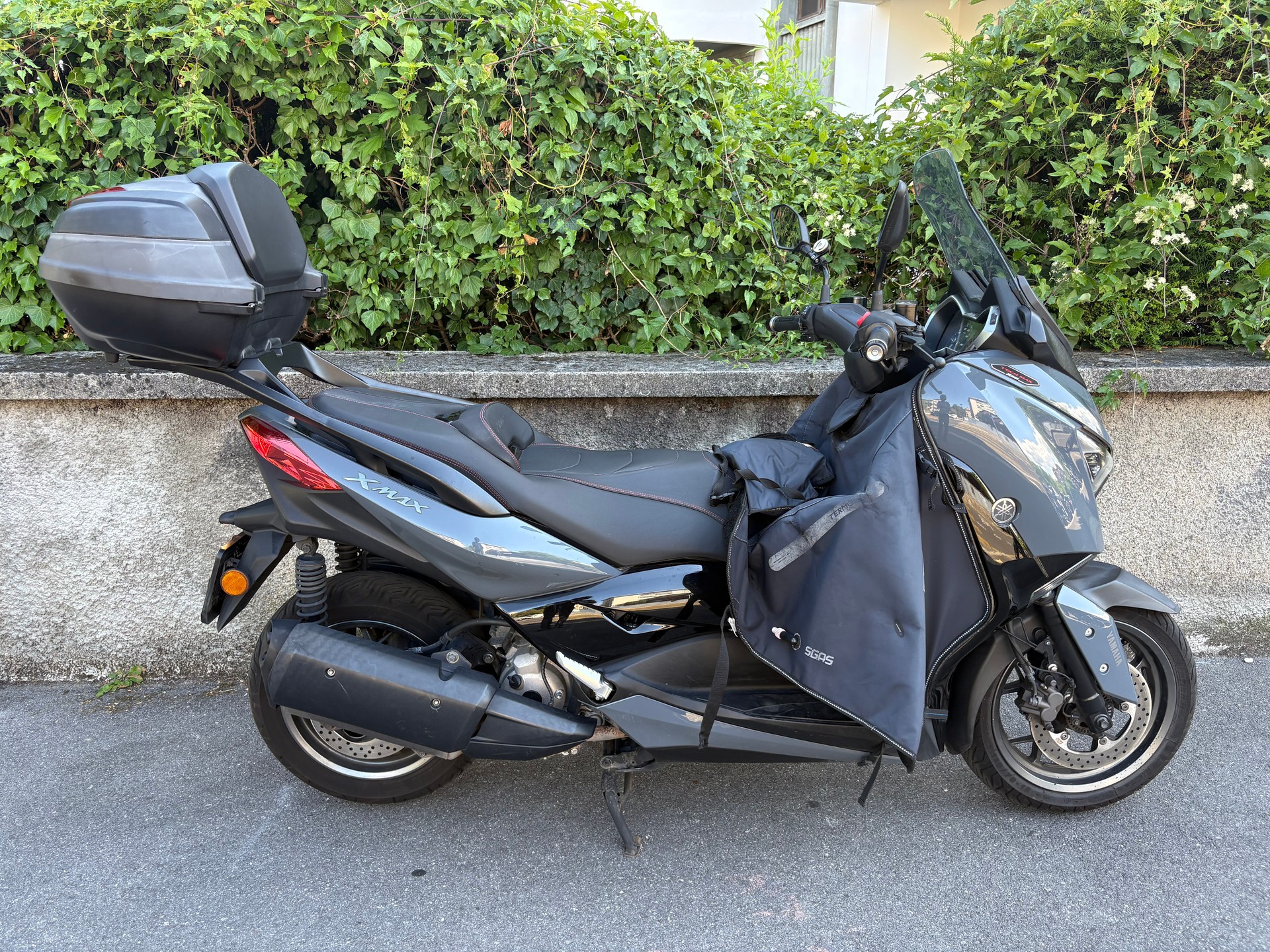 YAMAHA X-Max 300 Tech Max-image-2