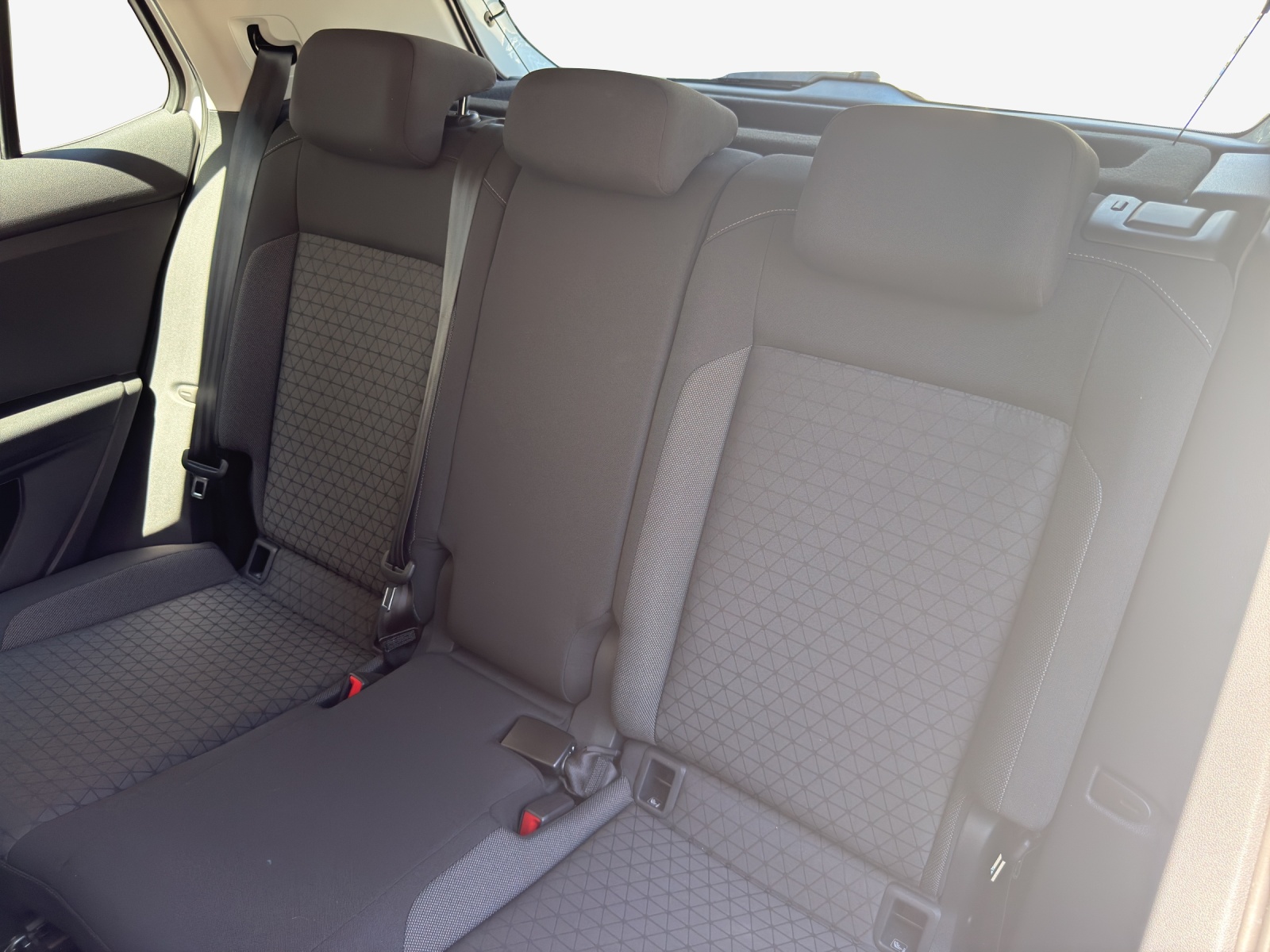 VW T-Cross 1.0 TSI Life Limited DSG-image-11