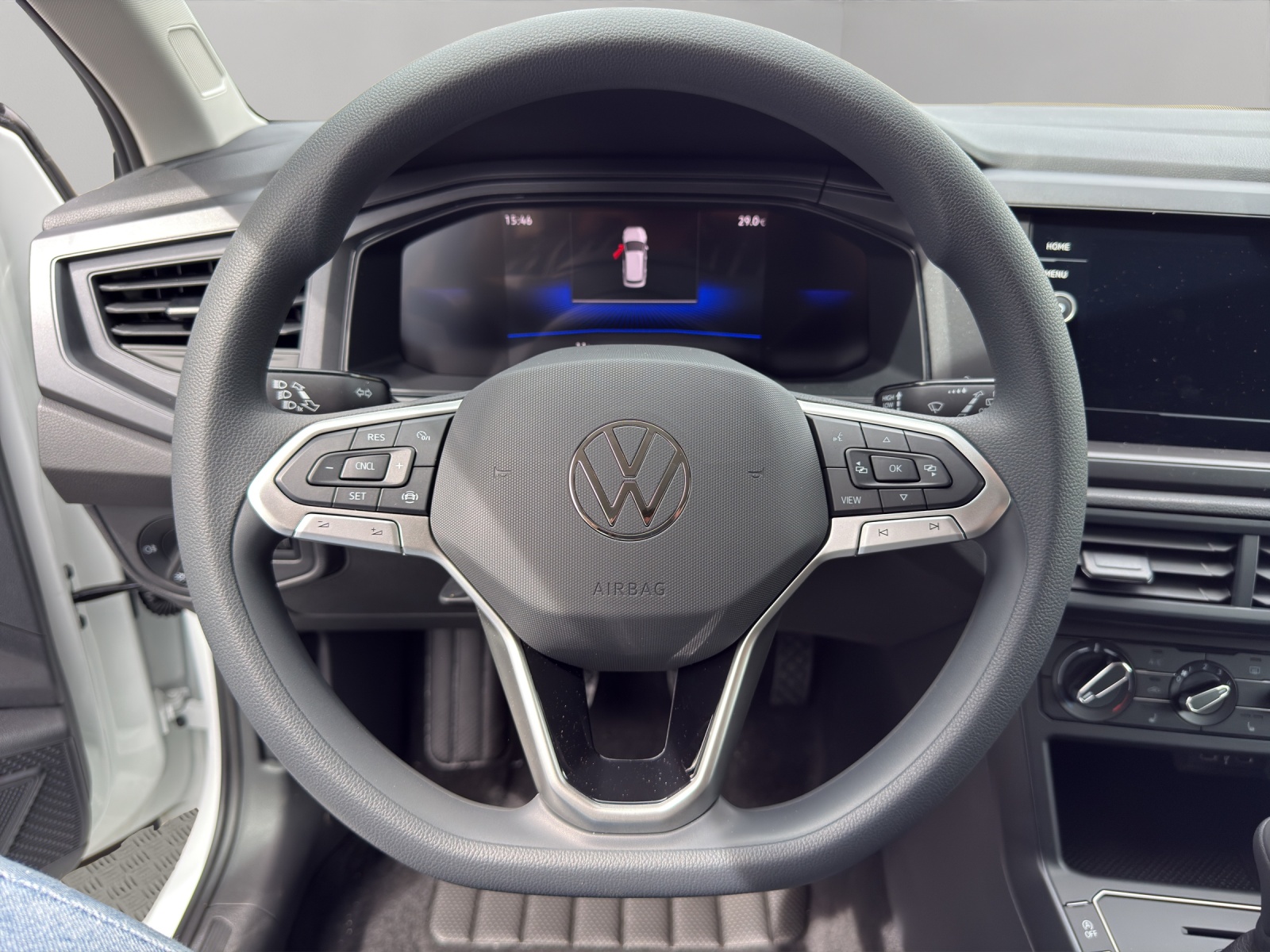 VW Polo 1.0 TSI Basis-image-10
