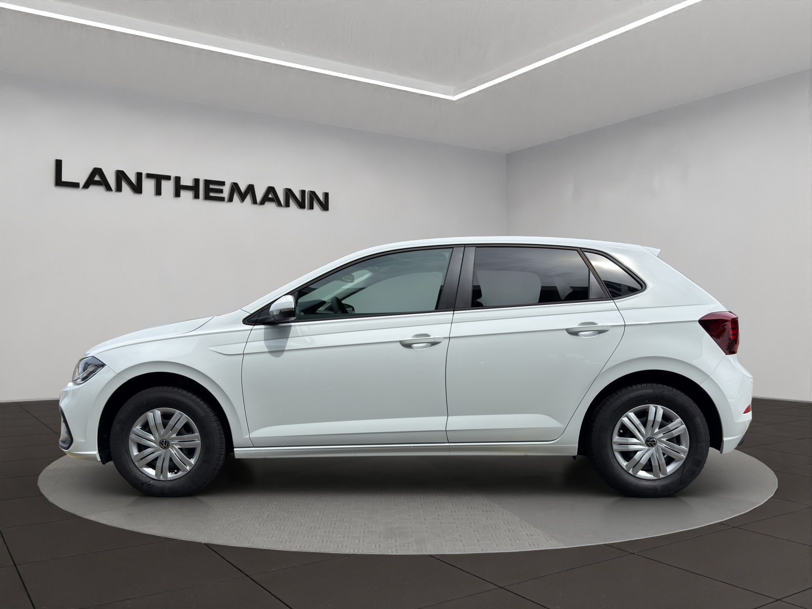 VW Polo 1.0 TSI Basis-image-1