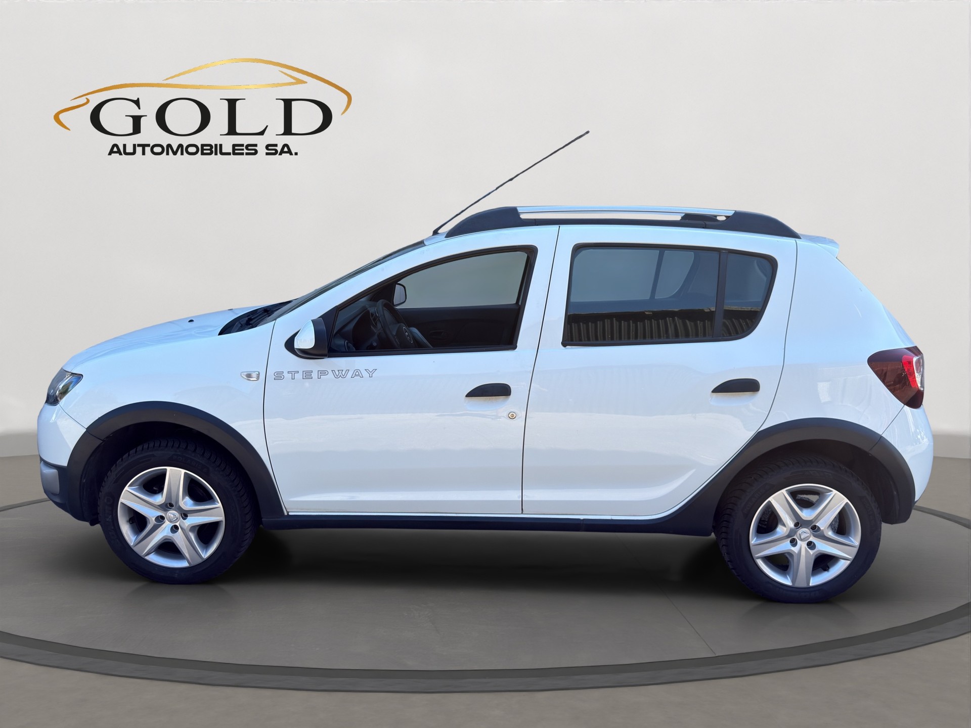 DACIA Sandero Tce 90 Stepway Lauréate-image-9