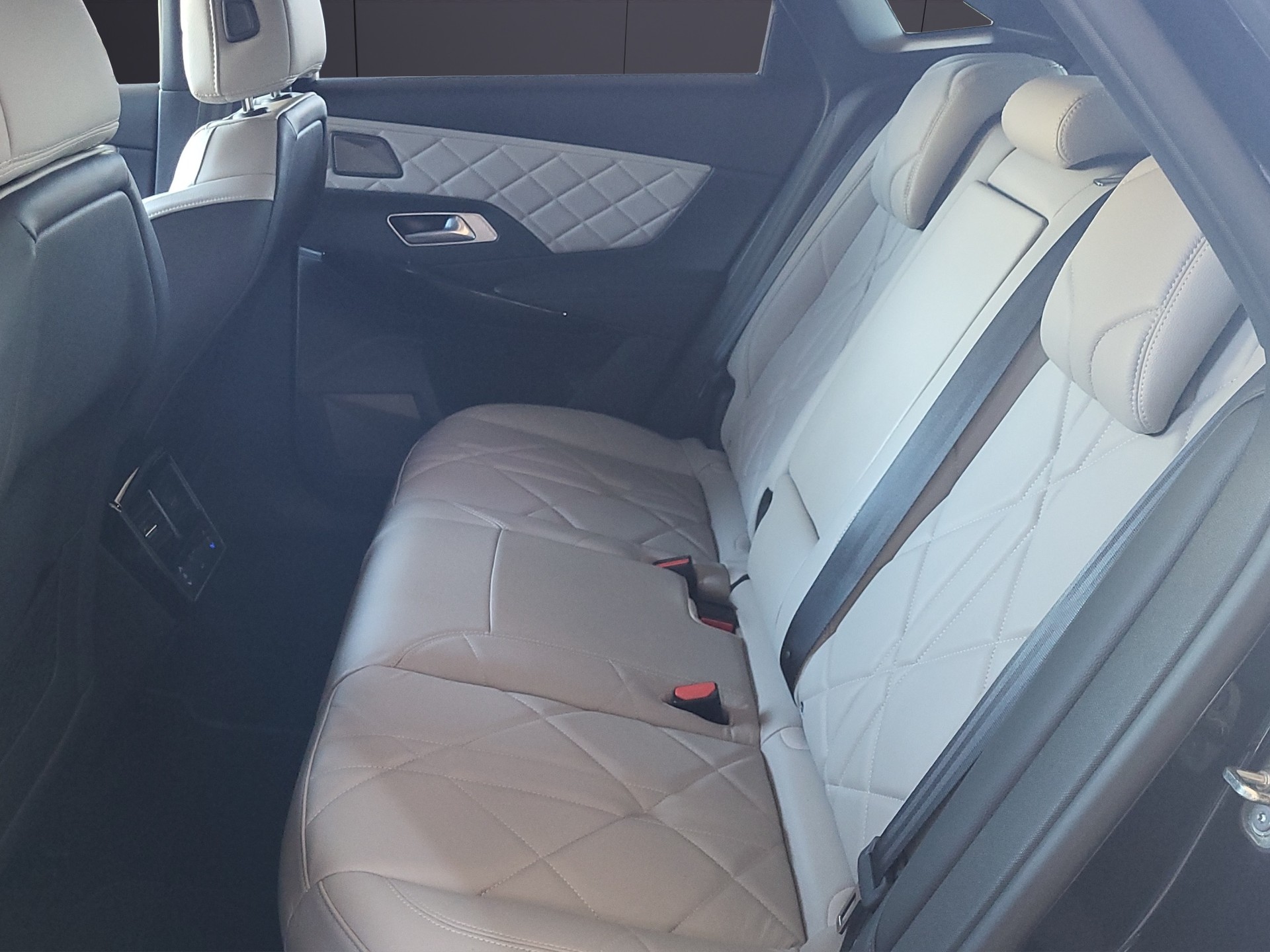 DS AUTOMOBILES DS7 1.6 Rivoli-image-5