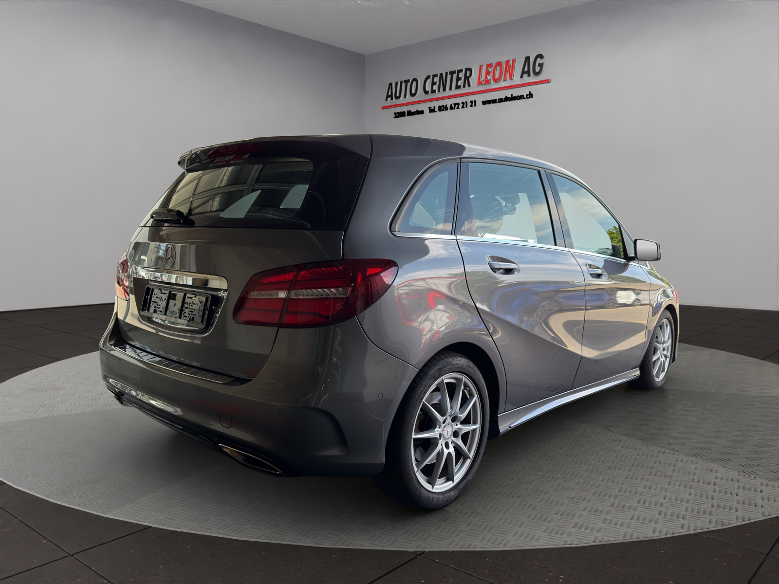 MERCEDES-BENZ B 220 AMG Line 4Matic 7G-DCT-image-5