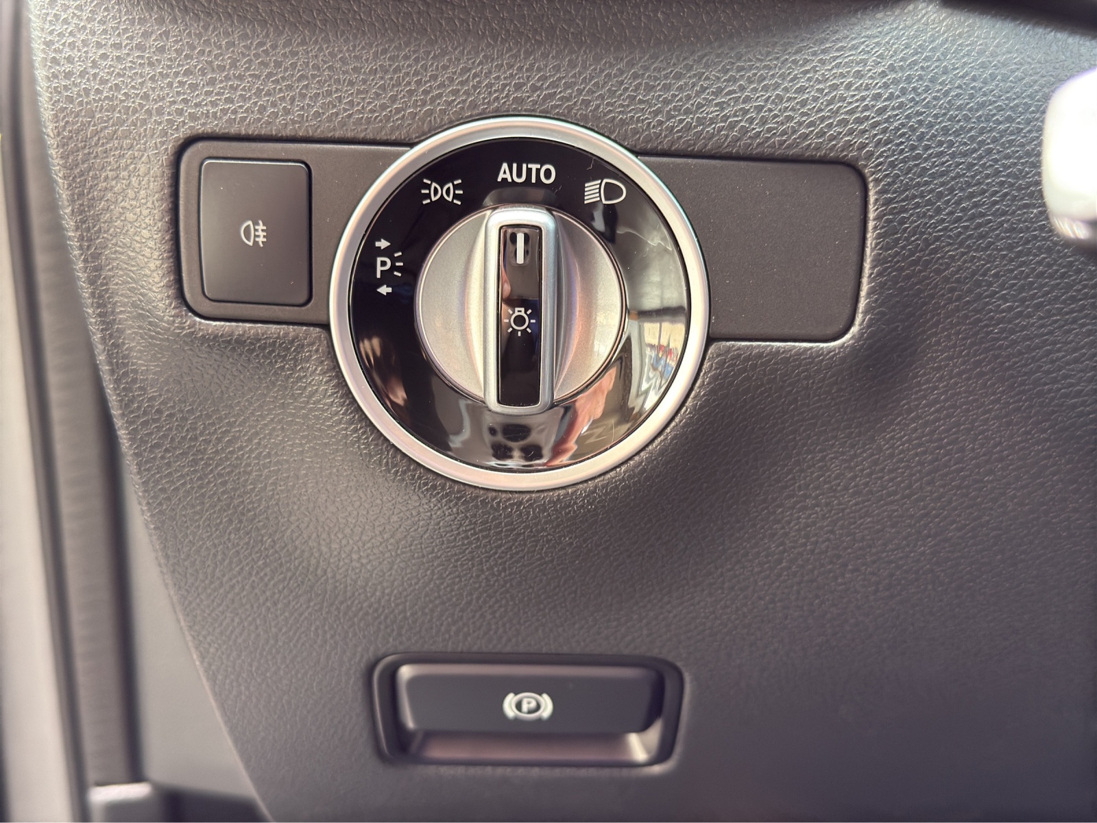MERCEDES-BENZ B 220 AMG Line 4Matic 7G-DCT-image-20