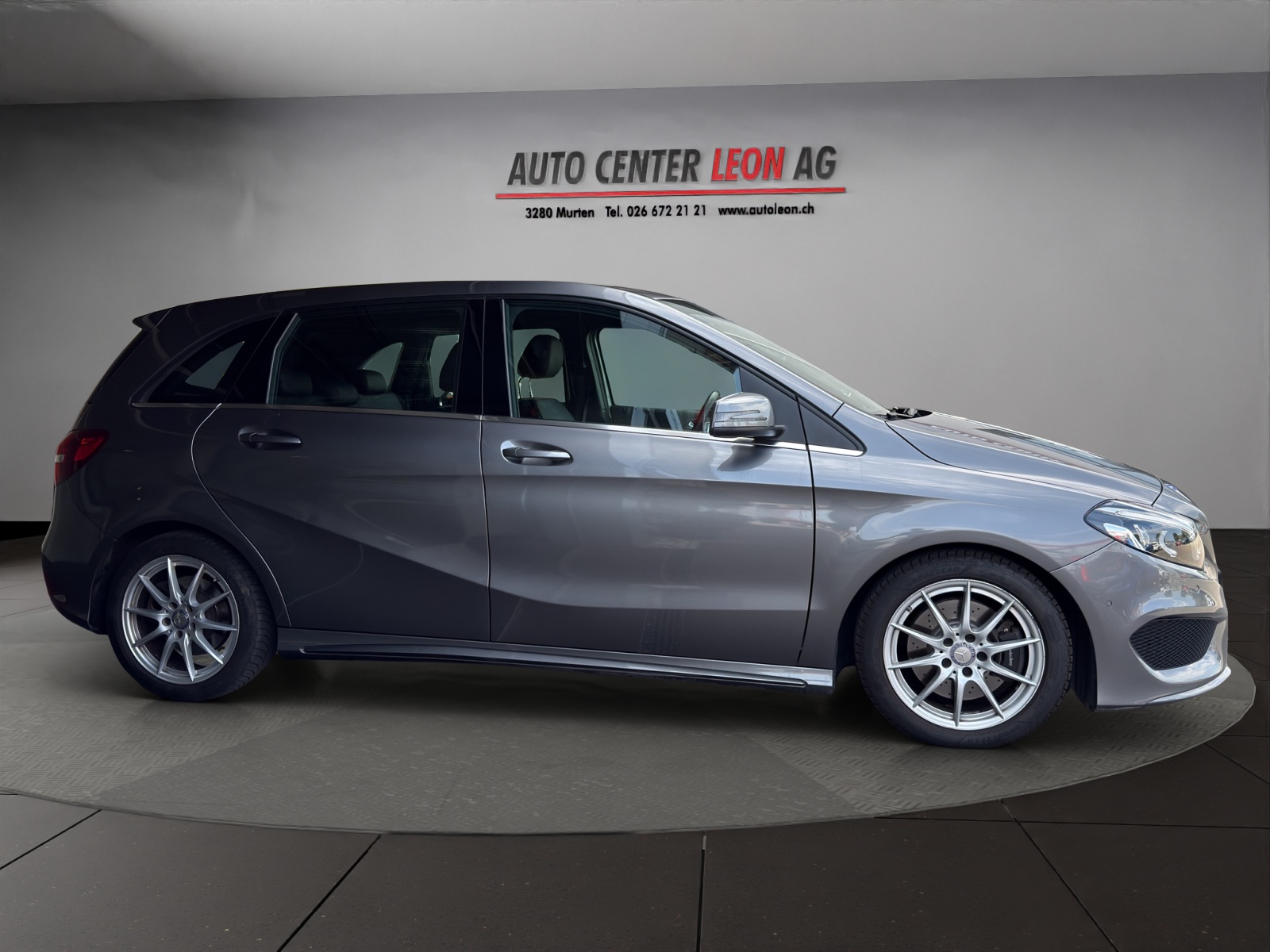 MERCEDES-BENZ B 220 AMG Line 4Matic 7G-DCT-image-6