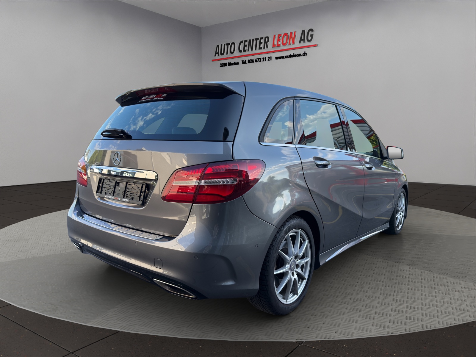 MERCEDES-BENZ B 220 AMG Line 4Matic 7G-DCT-image-5