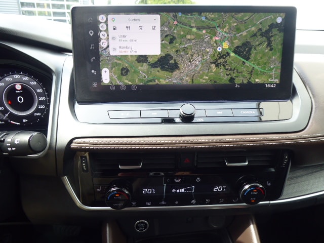 NISSAN Qashqai 1.3 DIG-T MHEV Tekna Xtronic 4x4-image-6