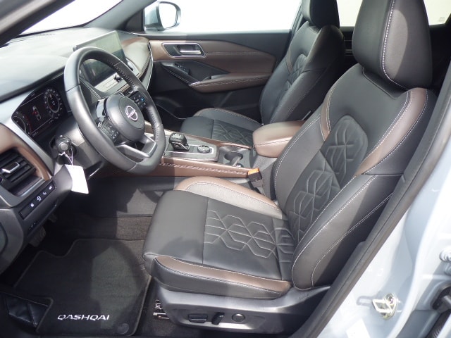 NISSAN Qashqai 1.3 DIG-T MHEV Tekna Xtronic 4x4-image-4