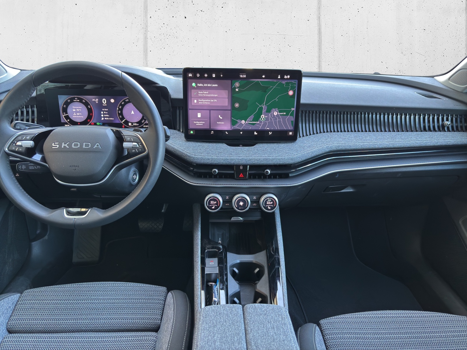 SKODA New Superb Combi 2.0 TSI Selection 4x4 DSG mit AHK & fortl. Werksgarantie-image-13