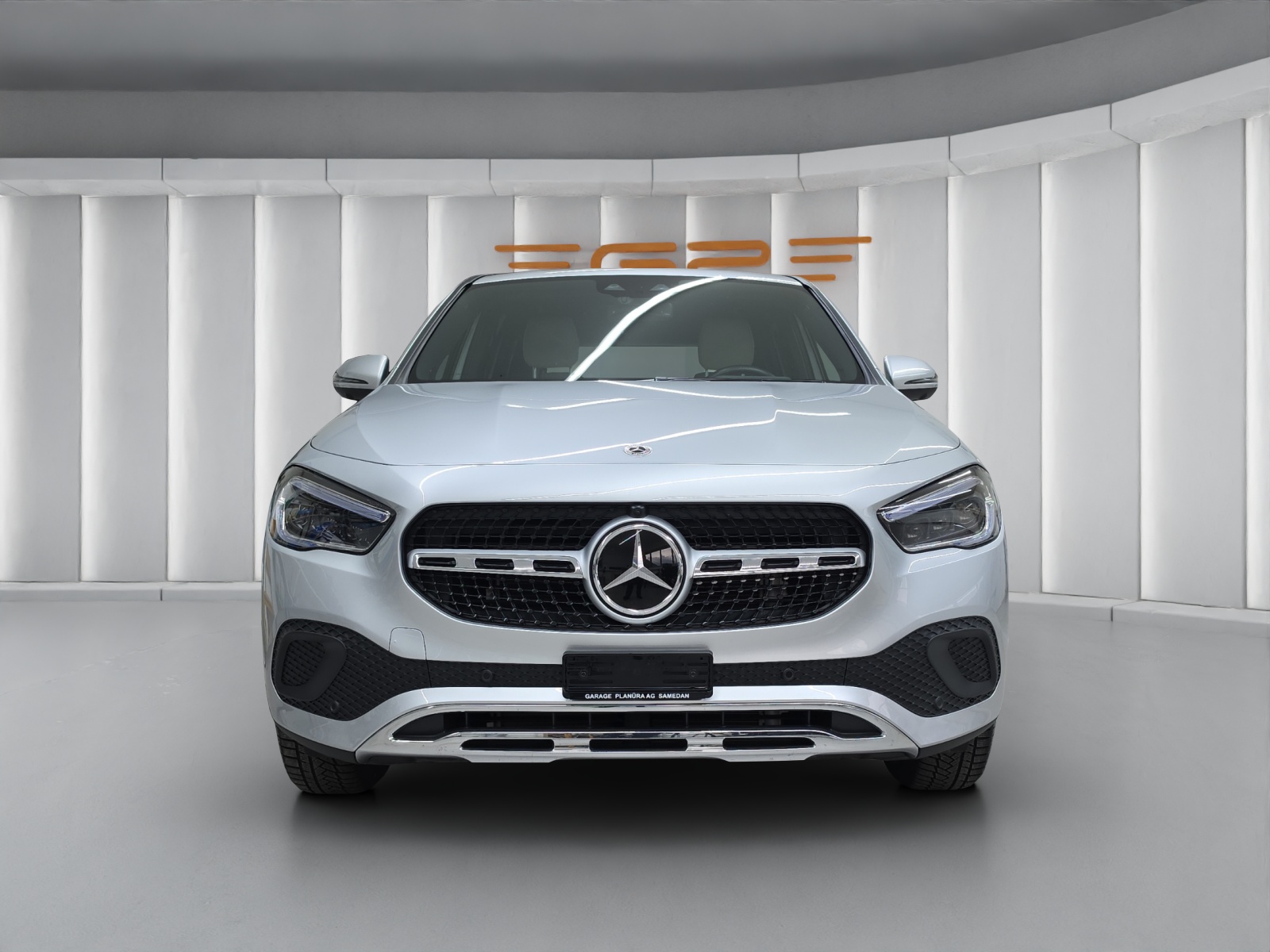 MERCEDES-BENZ GLA 220 d Progressive 4matic-showroom-element-1