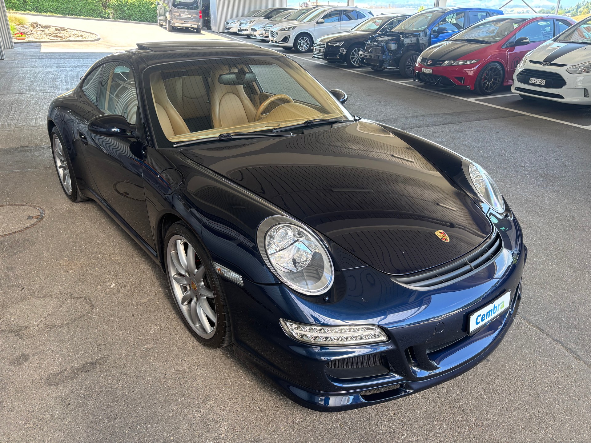 PORSCHE 911 Carrera S GT3 Optic-showroom-element-1
