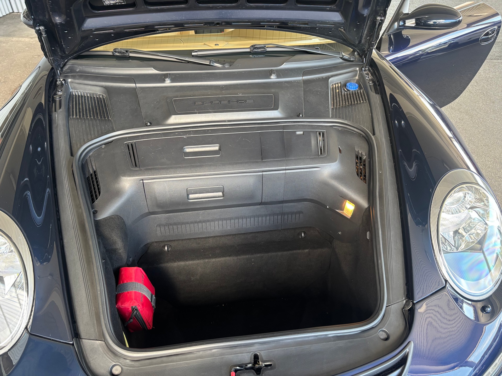 PORSCHE 911 Carrera S GT3 Optic-image-11