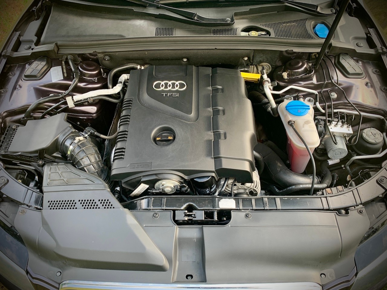 AUDI A5 Cabrio 2.0 TFSI 211 PS (155 kW)-image-9