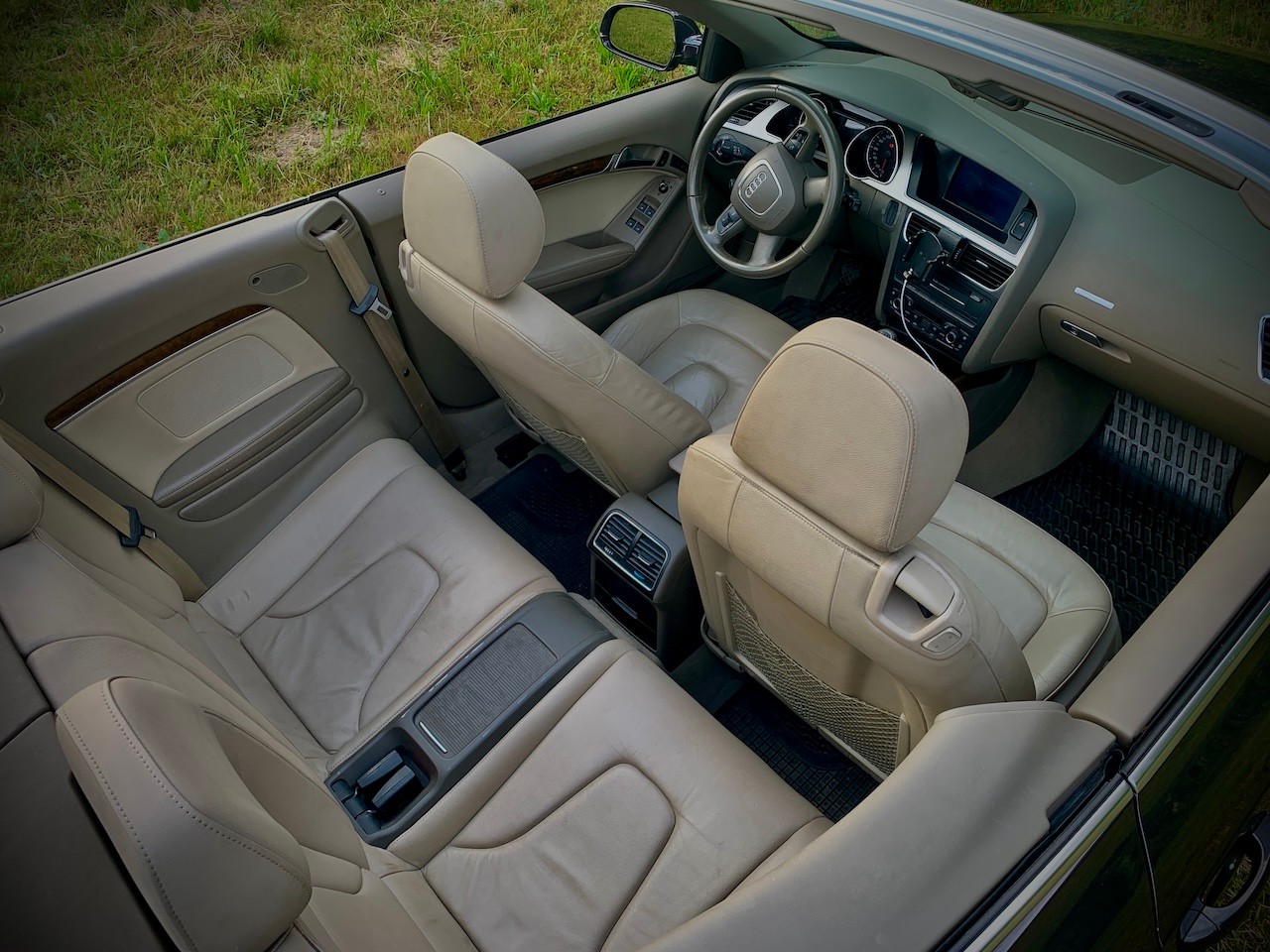 AUDI A5 Cabrio 2.0 TFSI 211 PS (155 kW)-image-6