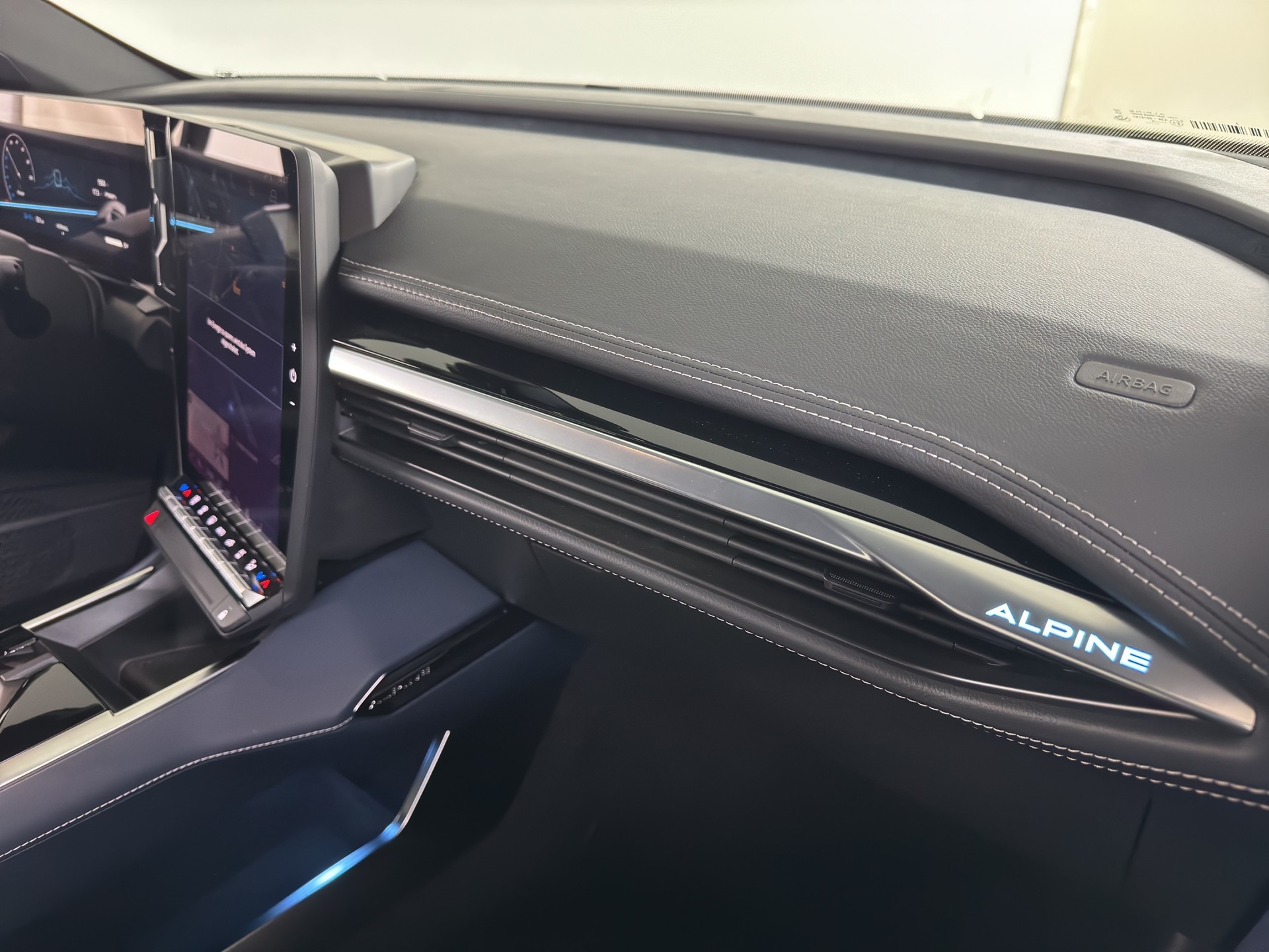 ALPINE A390 89kWh GT AWD-image-12