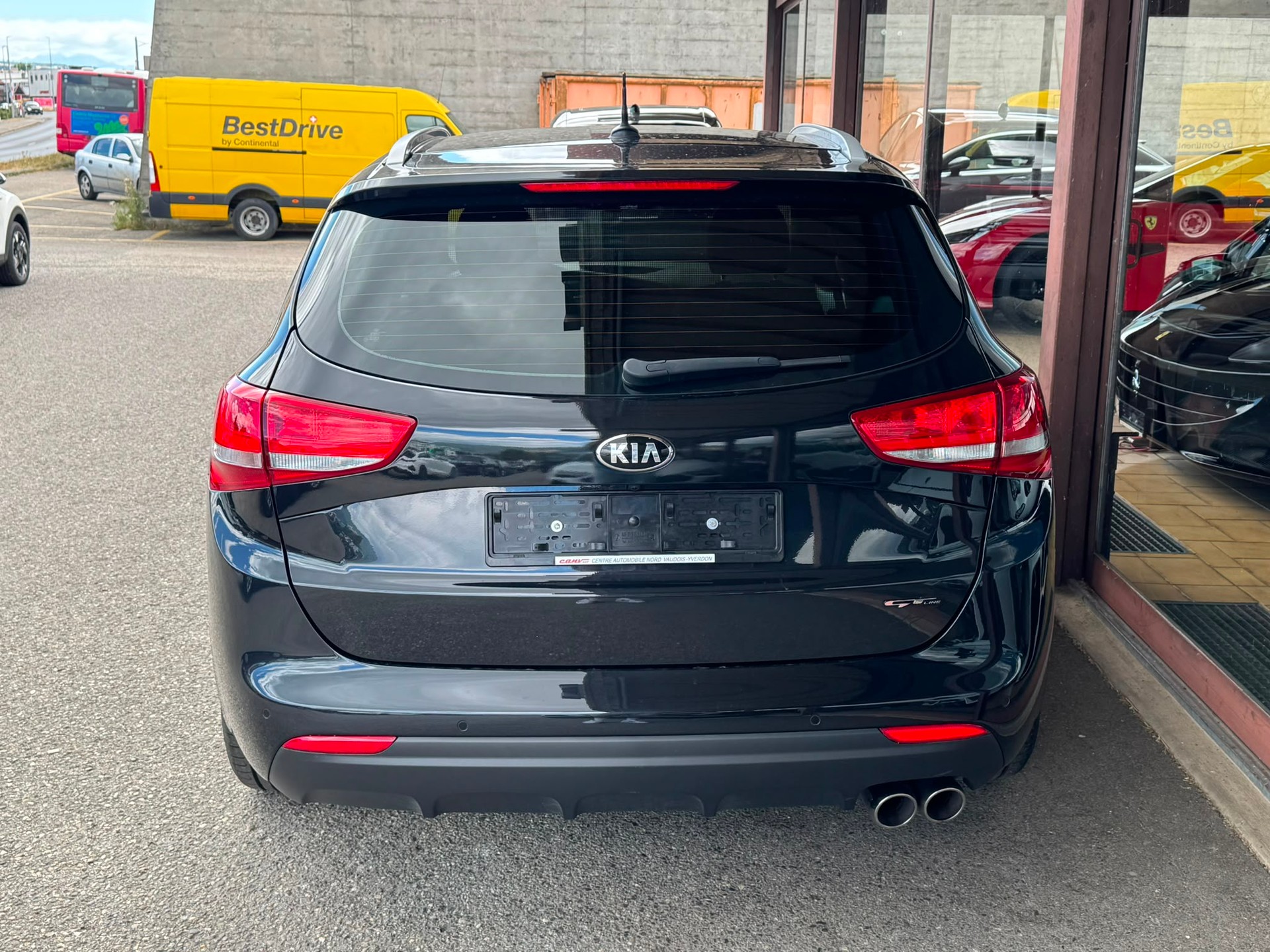 KIA Cee'd Sportswagon 1.6 CRDi Trend DCT-image-4