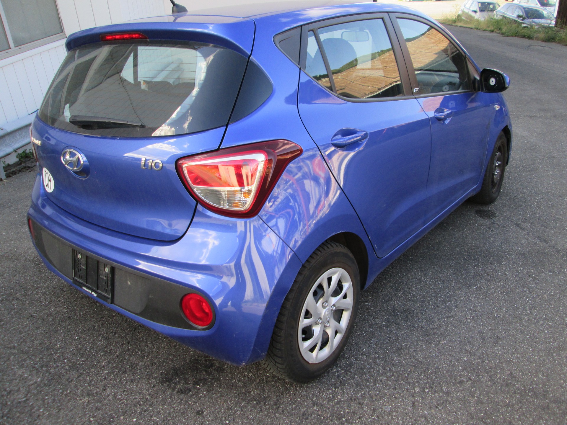HYUNDAI i10 1.0 GO-image-4