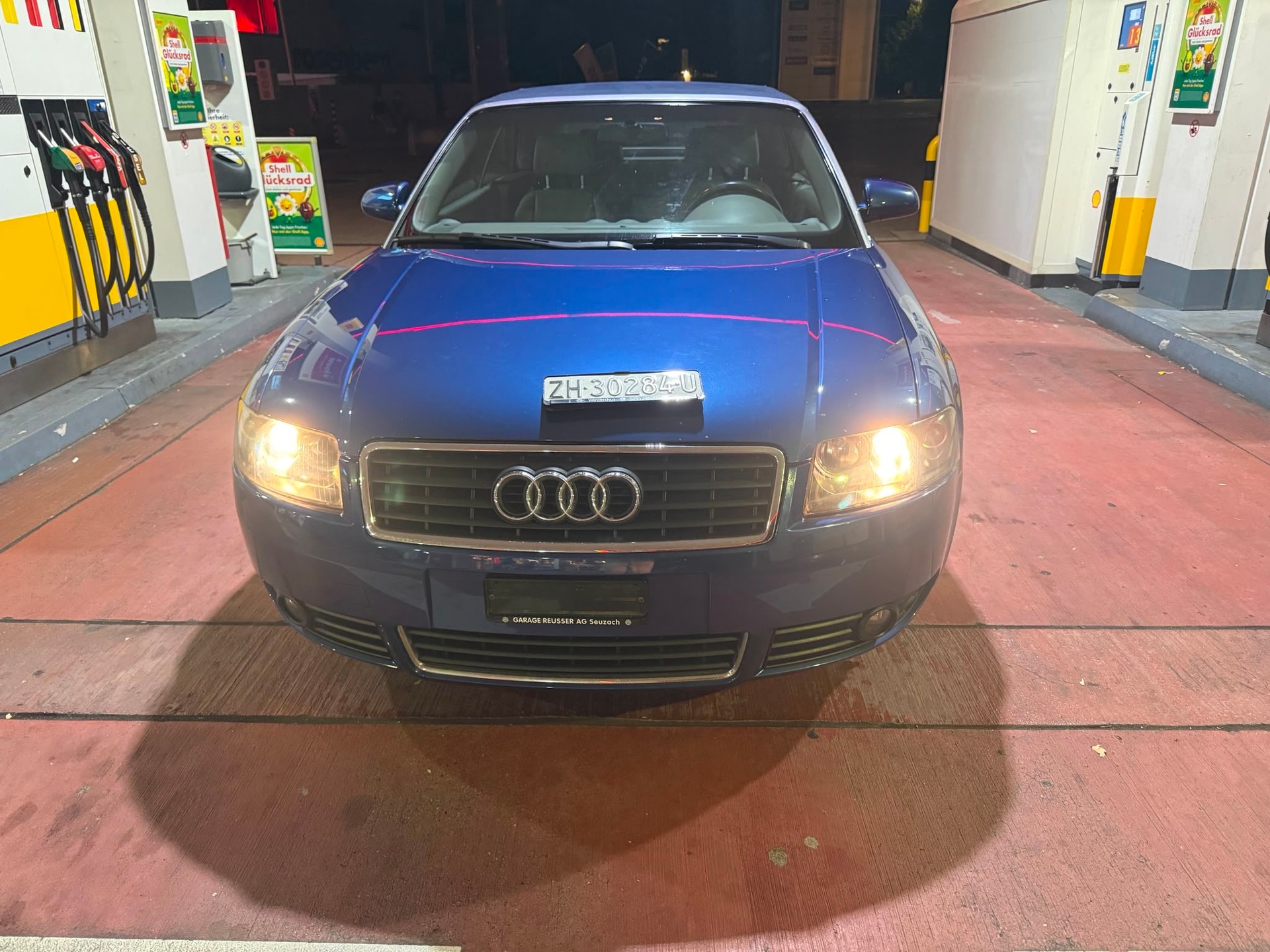 AUDI A4 Cabriolet 2.4 V6-image-7