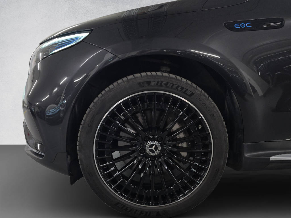 MERCEDES-BENZ EQC 400 AMG Line 4Matic-image-6