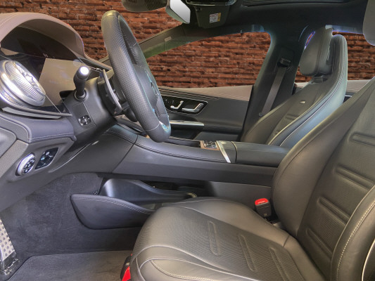 MERCEDES-BENZ EQE 43 AMG 4 Matic-image-10