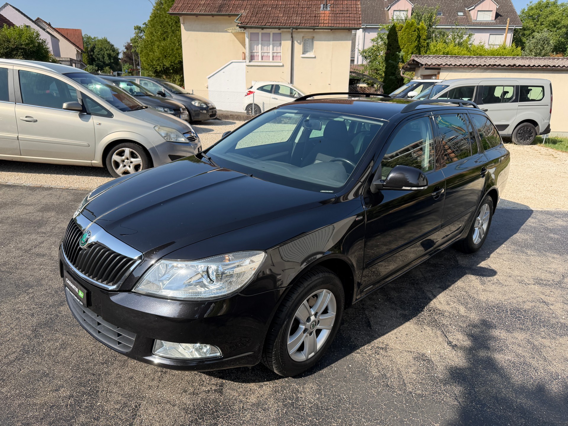 SKODA Octavia Combi 1.8 TSI Stöckli 4x4 - Garantie möglich-image-0