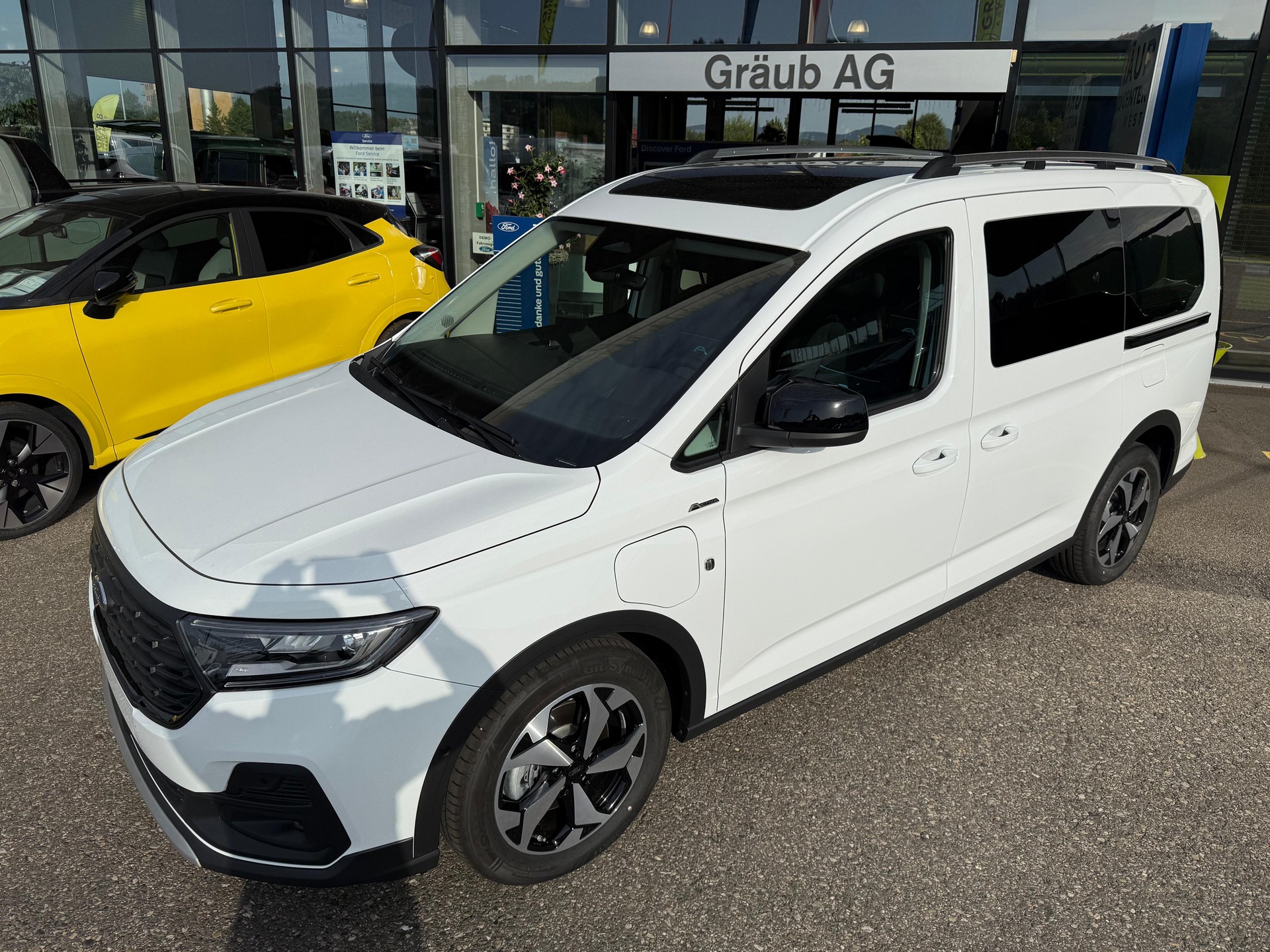 FORD Grand Tourneo Connect 1.5 PHEV Active Automat-image-2
