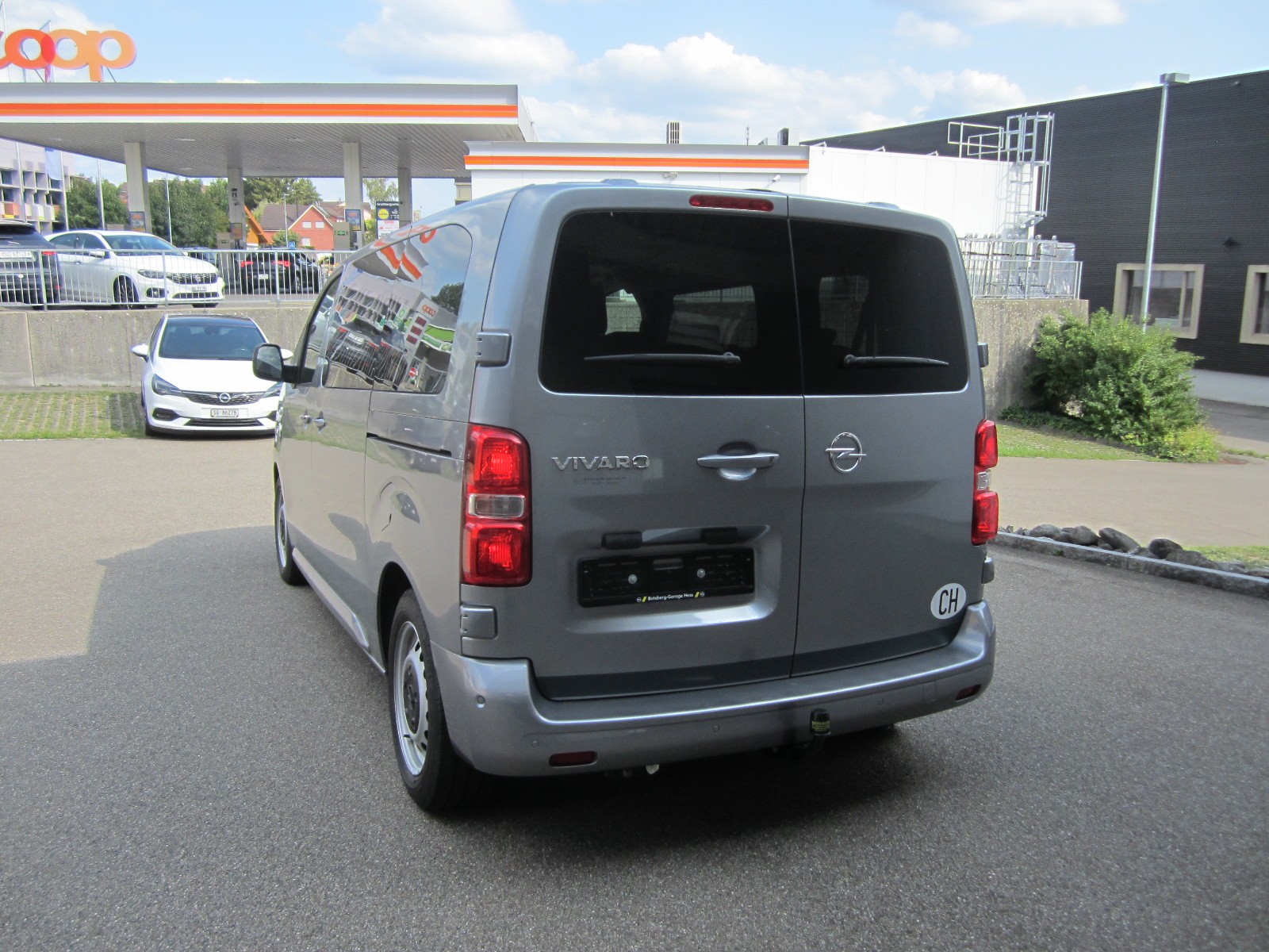 OPEL Vivaro Combi 2.0 CDTI Essentia s/s M-image-9