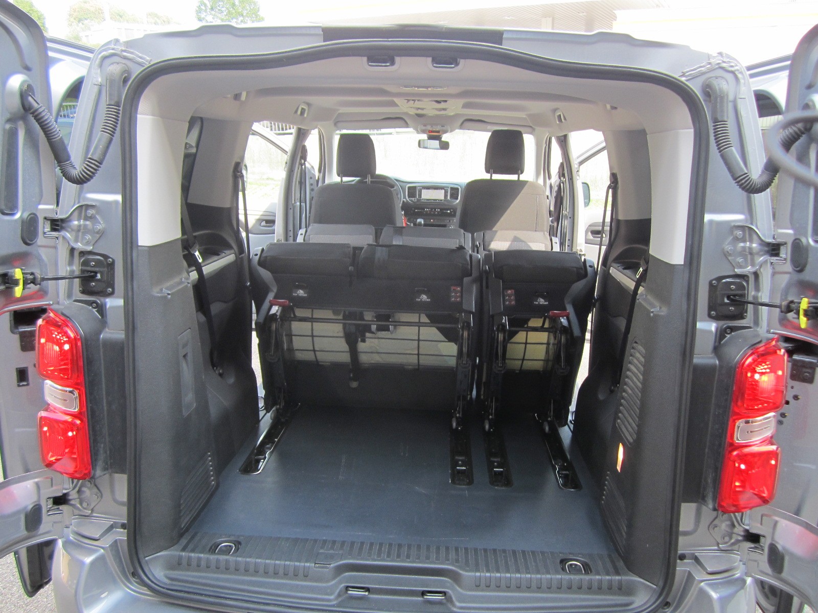 OPEL Vivaro Combi 2.0 CDTI Essentia s/s M-image-5