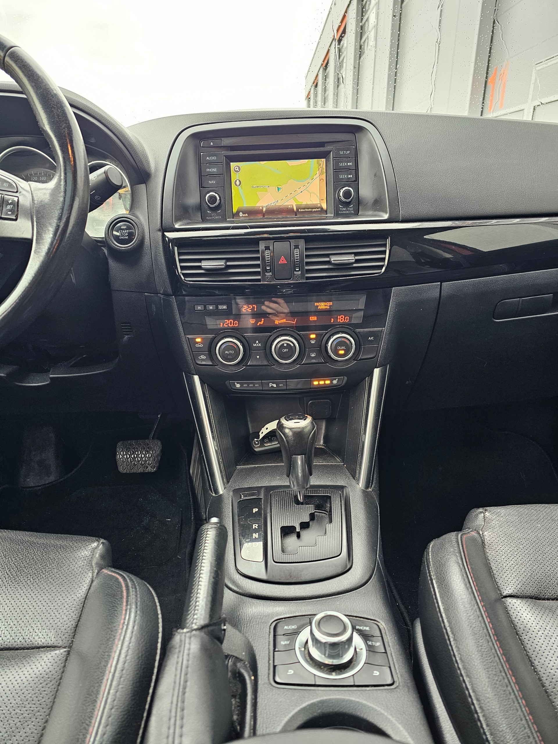 MAZDA CX-5 2.2 D HP SKYACTIV AWD Automatic-image-12